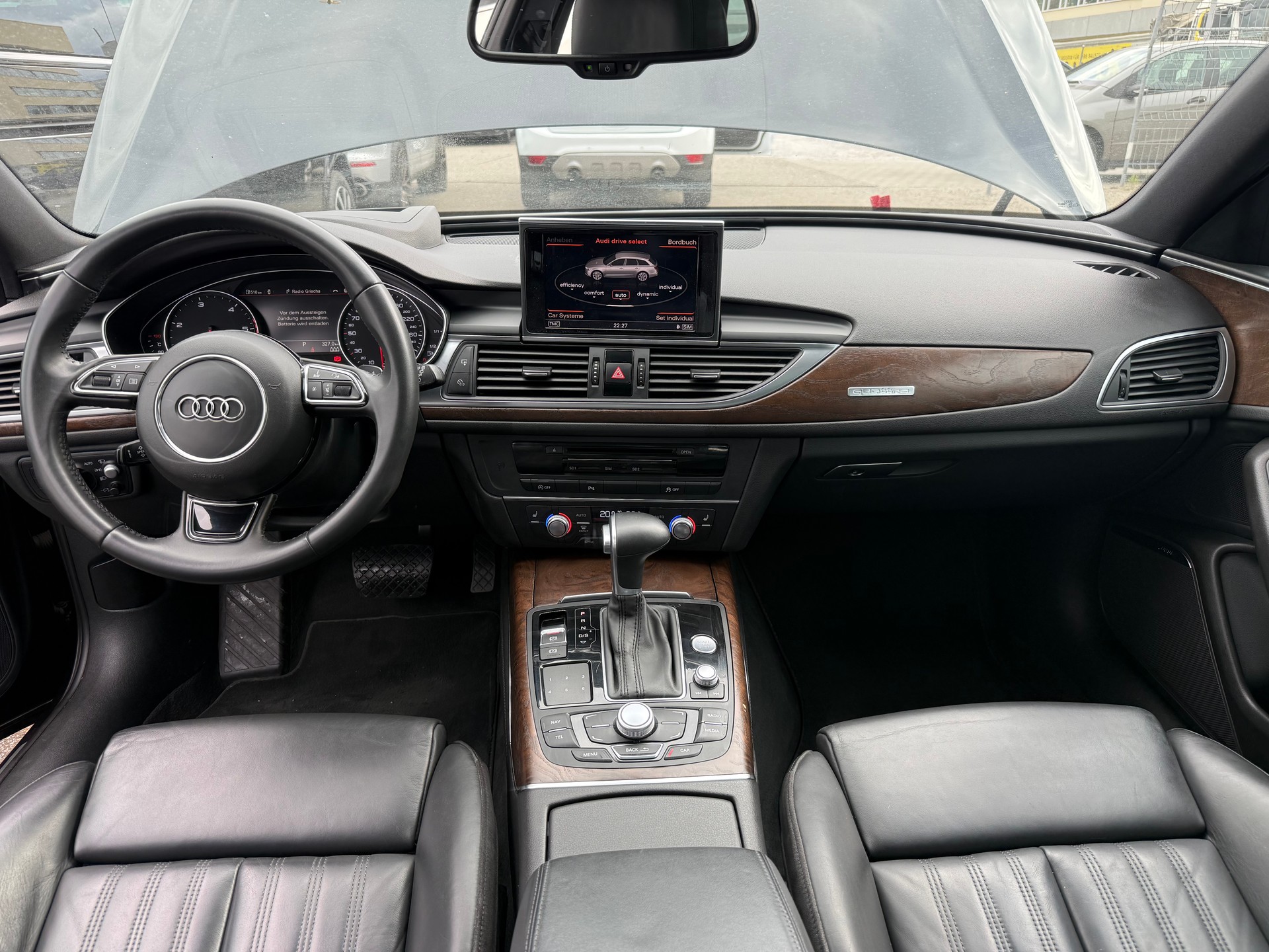 AUDI A6 Avant 3.0 TDI V6 quattro S-tronic-image-11