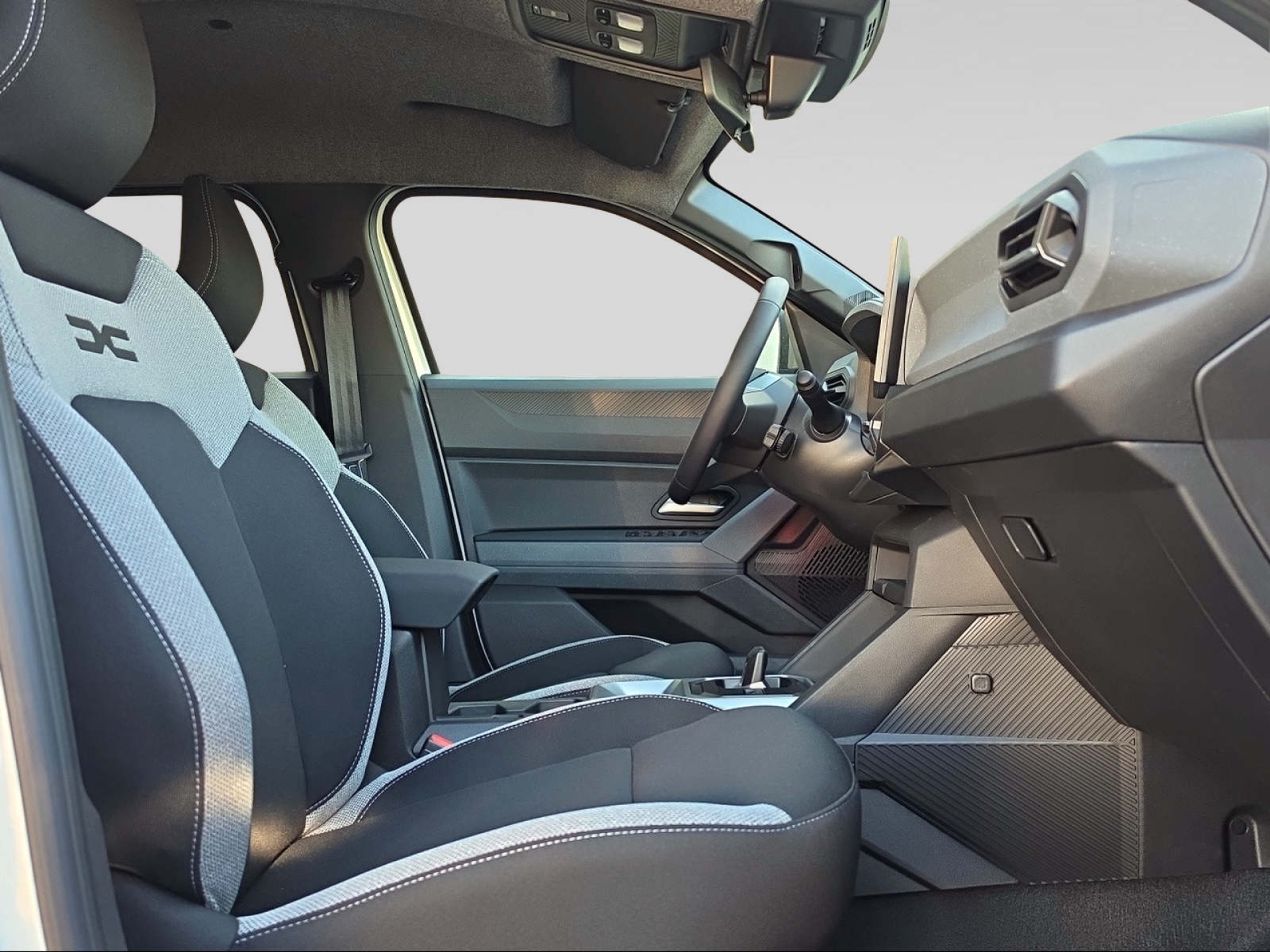 DACIA Duster-image-9