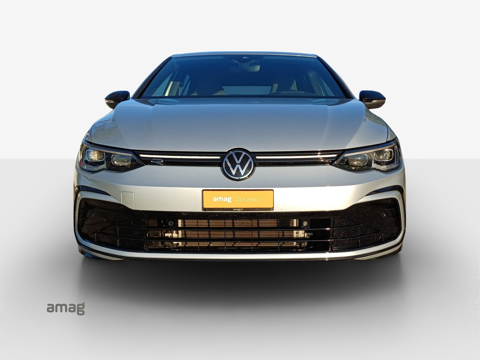 VW Golf 1.5 eTSI mHEV ACT R-Line 75 Edition DSG-image-6