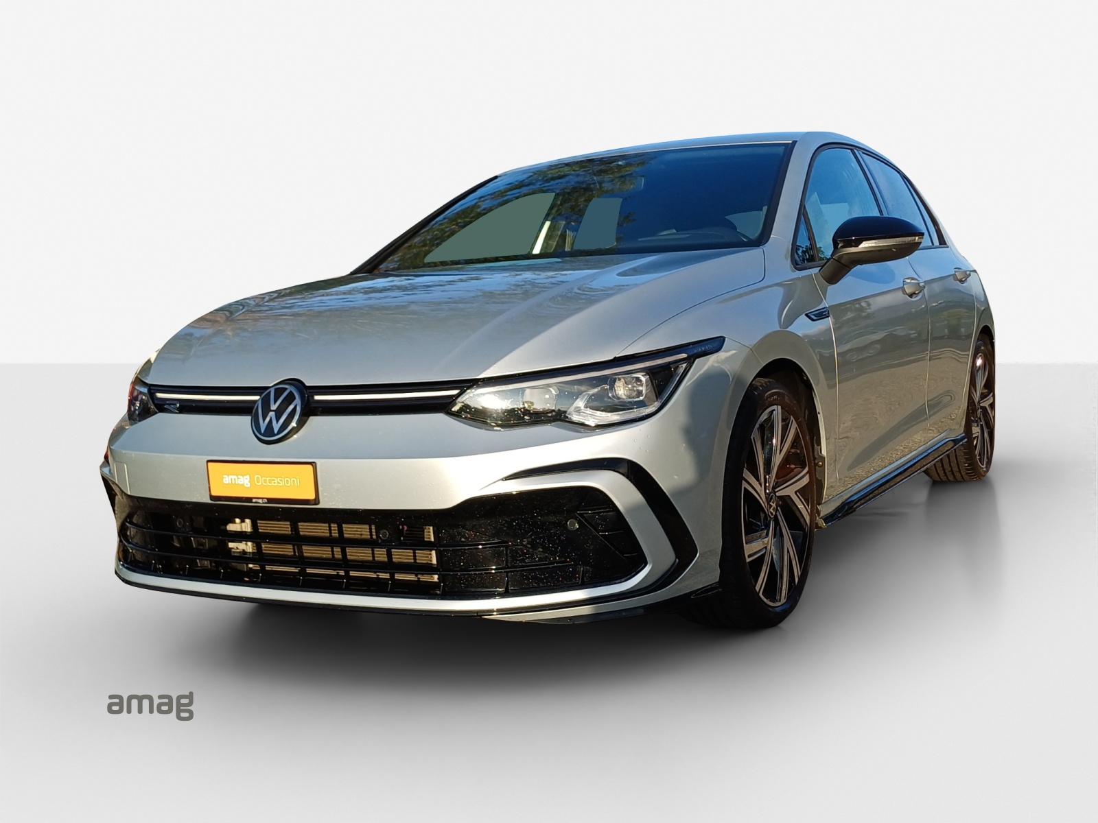 VW Golf 1.5 eTSI mHEV ACT R-Line 75 Edition DSG