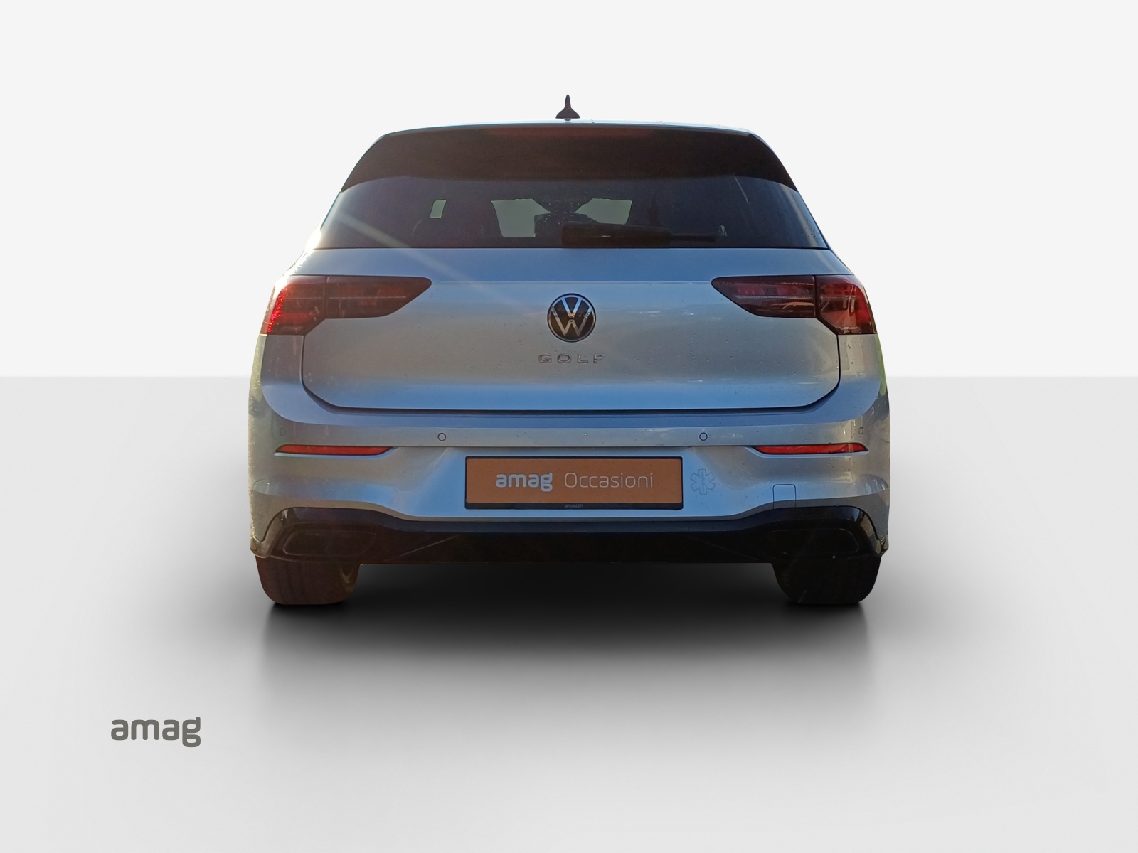 VW Golf 1.5 eTSI mHEV ACT R-Line 75 Edition DSG-image-3