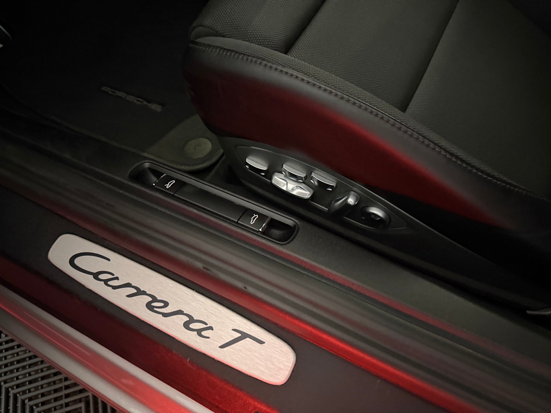PORSCHE 911 Carrera T-image-13