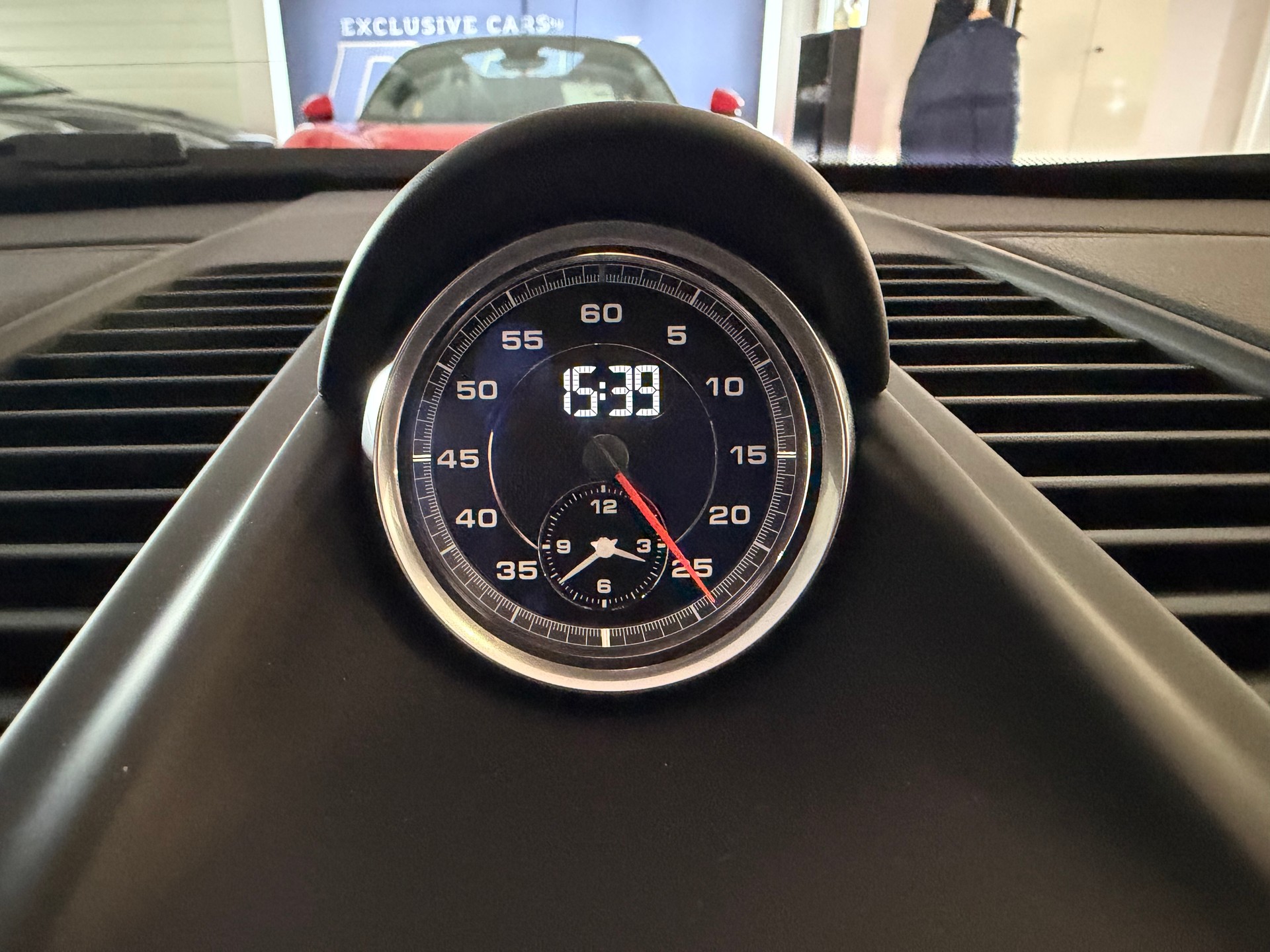 PORSCHE 911 Carrera T-image-10
