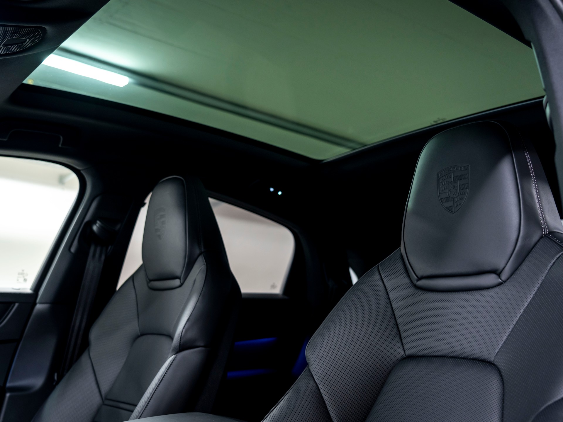 PORSCHE Cayenne Coupé Black Edition Tiptronic-image-22