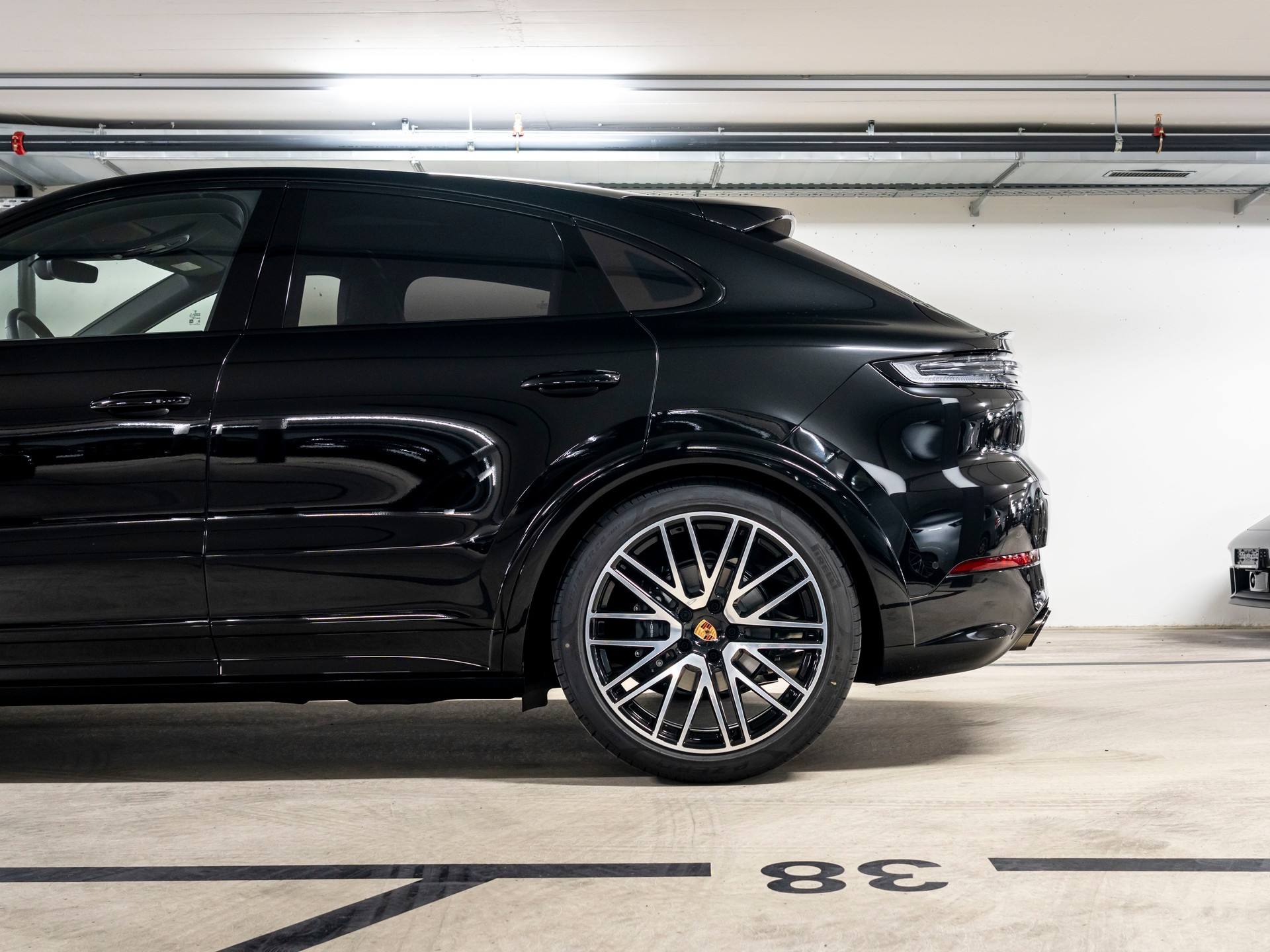 PORSCHE Cayenne Coupé Black Edition Tiptronic-image-7
