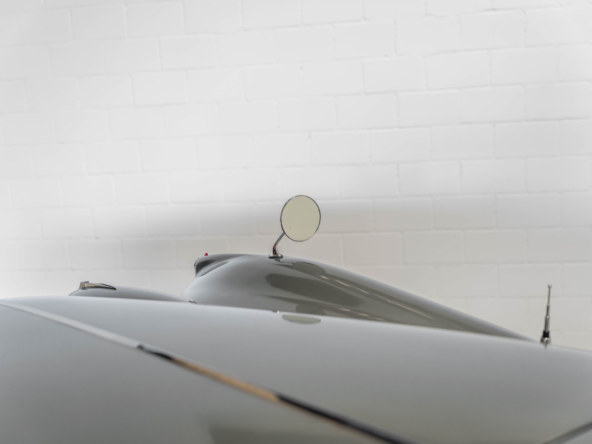 JAGUAR XK140-image-24
