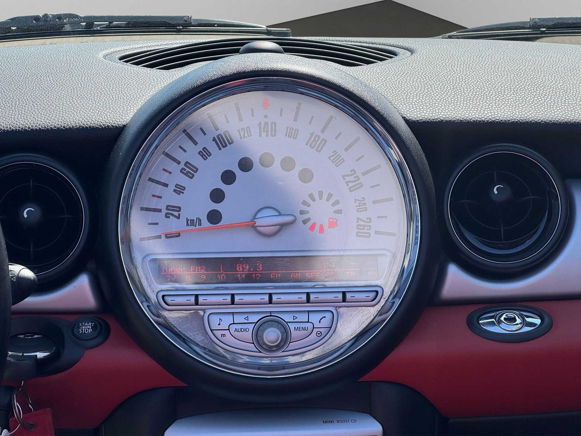 MINI Cooper Cabriolet-image-13