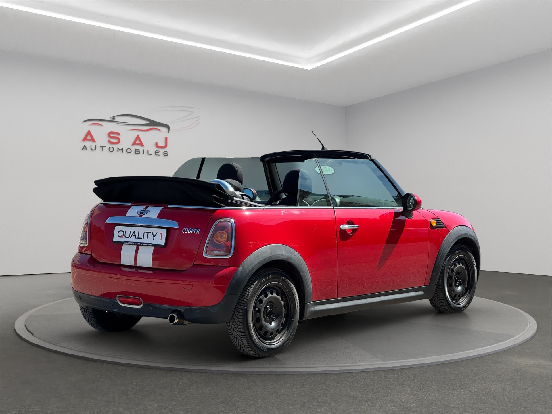 MINI Cooper Cabriolet-image-4