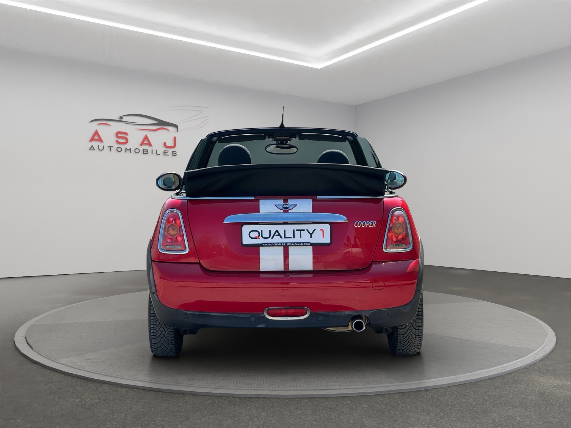 MINI Cooper Cabriolet-image-5