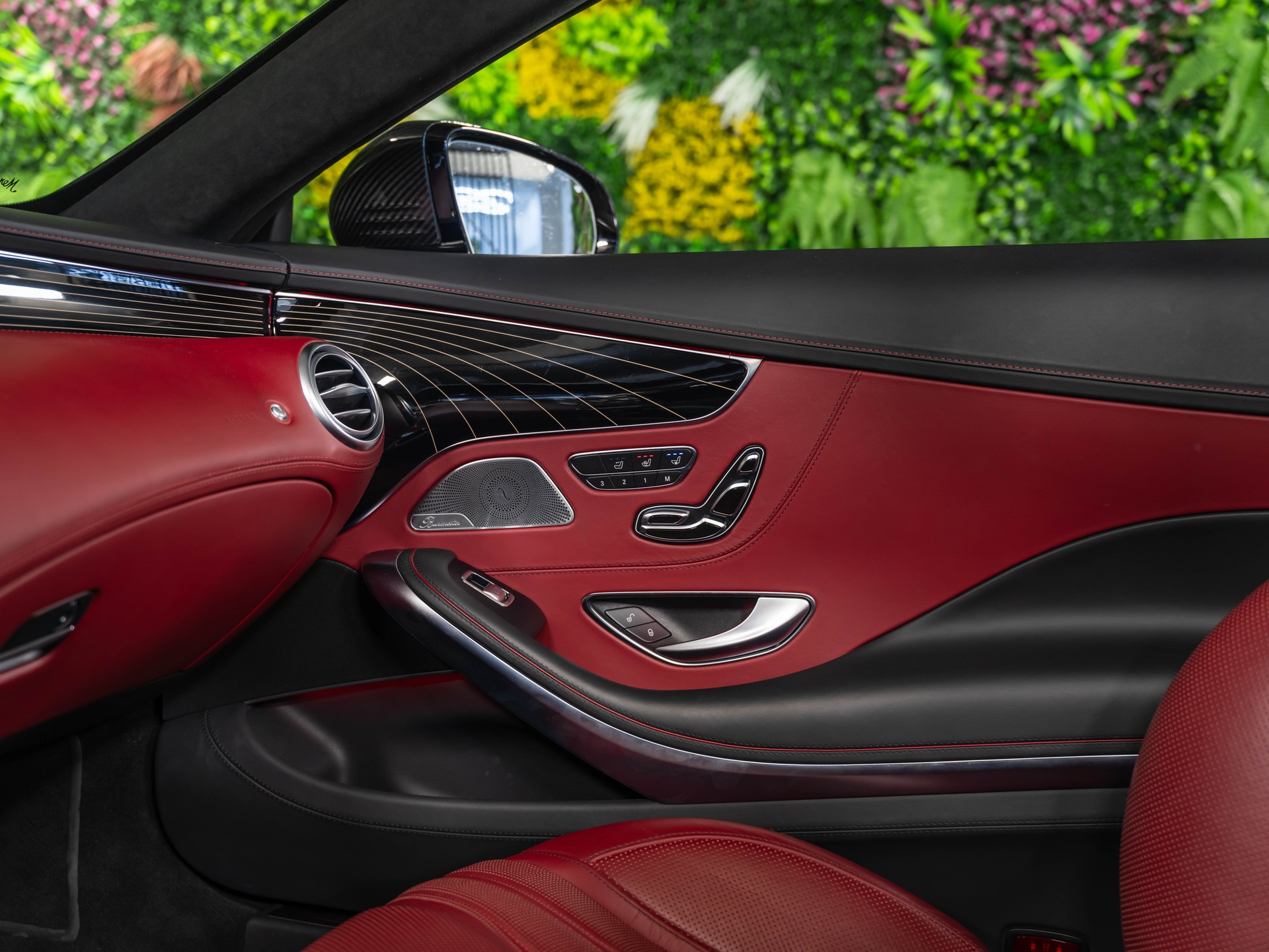 MERCEDES-BENZ S 63 AMG Cabriolet 4Matic Speedshift MCT-image-13