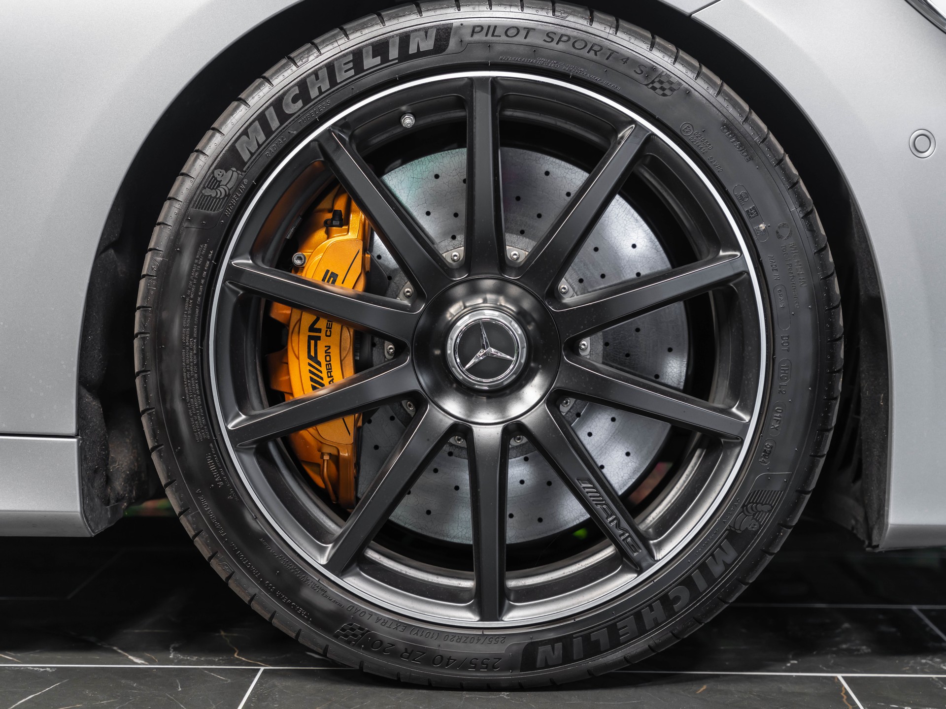 MERCEDES-BENZ S 63 AMG Cabriolet 4Matic Speedshift MCT-image-9