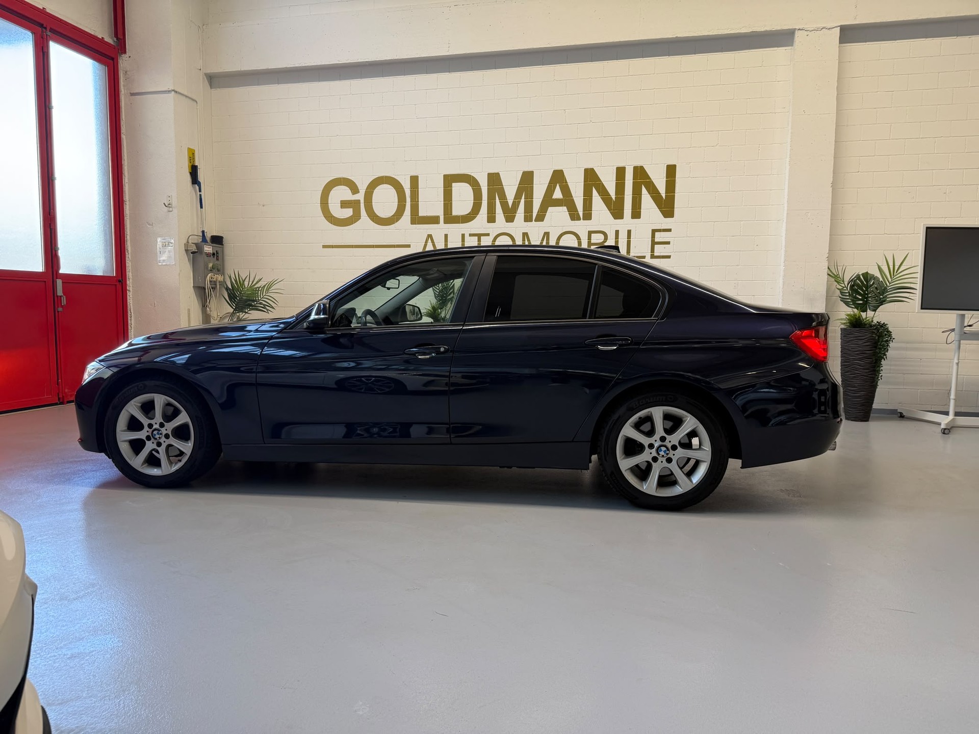 BMW 318d Steptronic-image-2