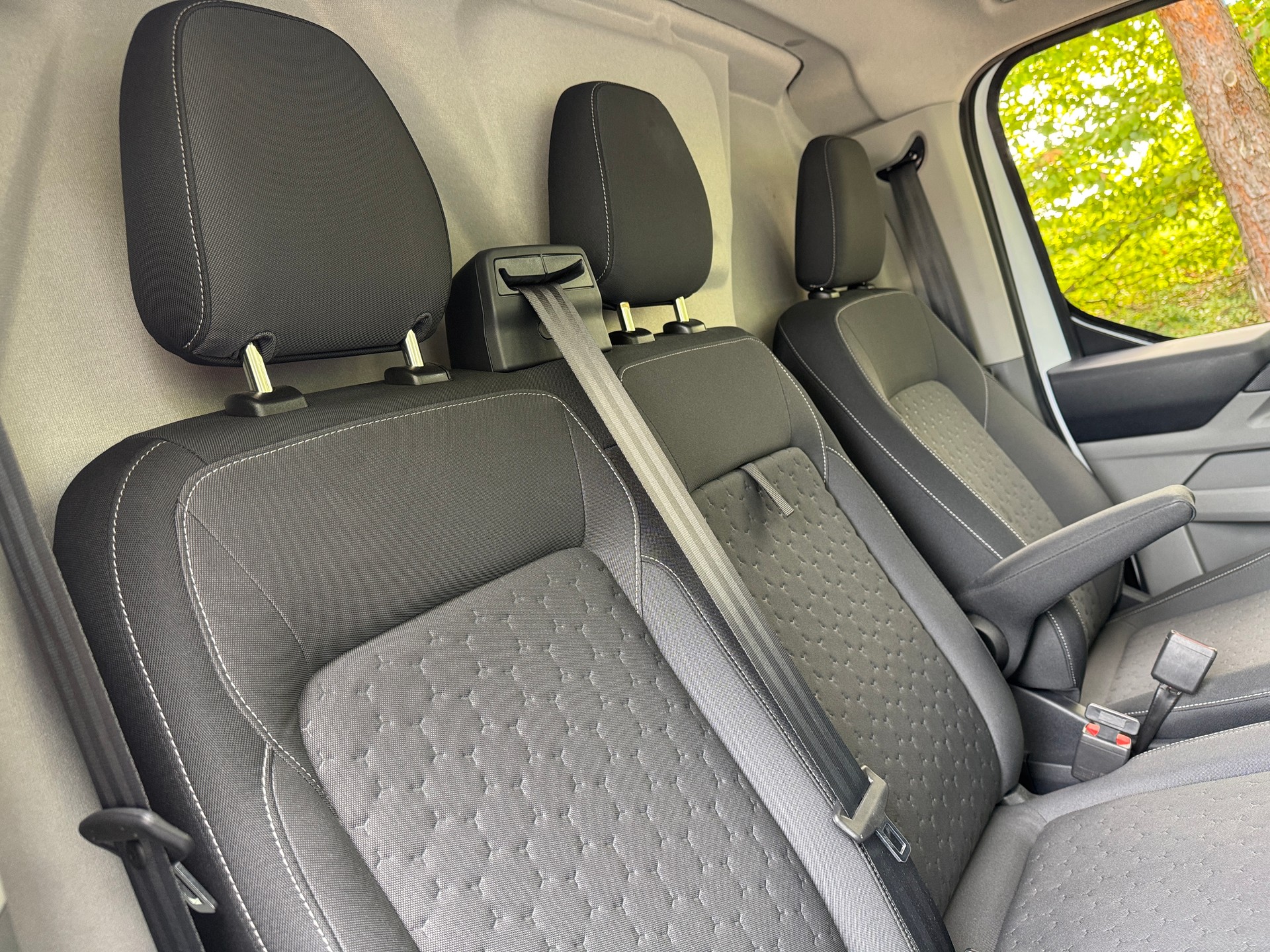 FORD Transit Custom Van 320 L2H1 Limited Automat-image-13