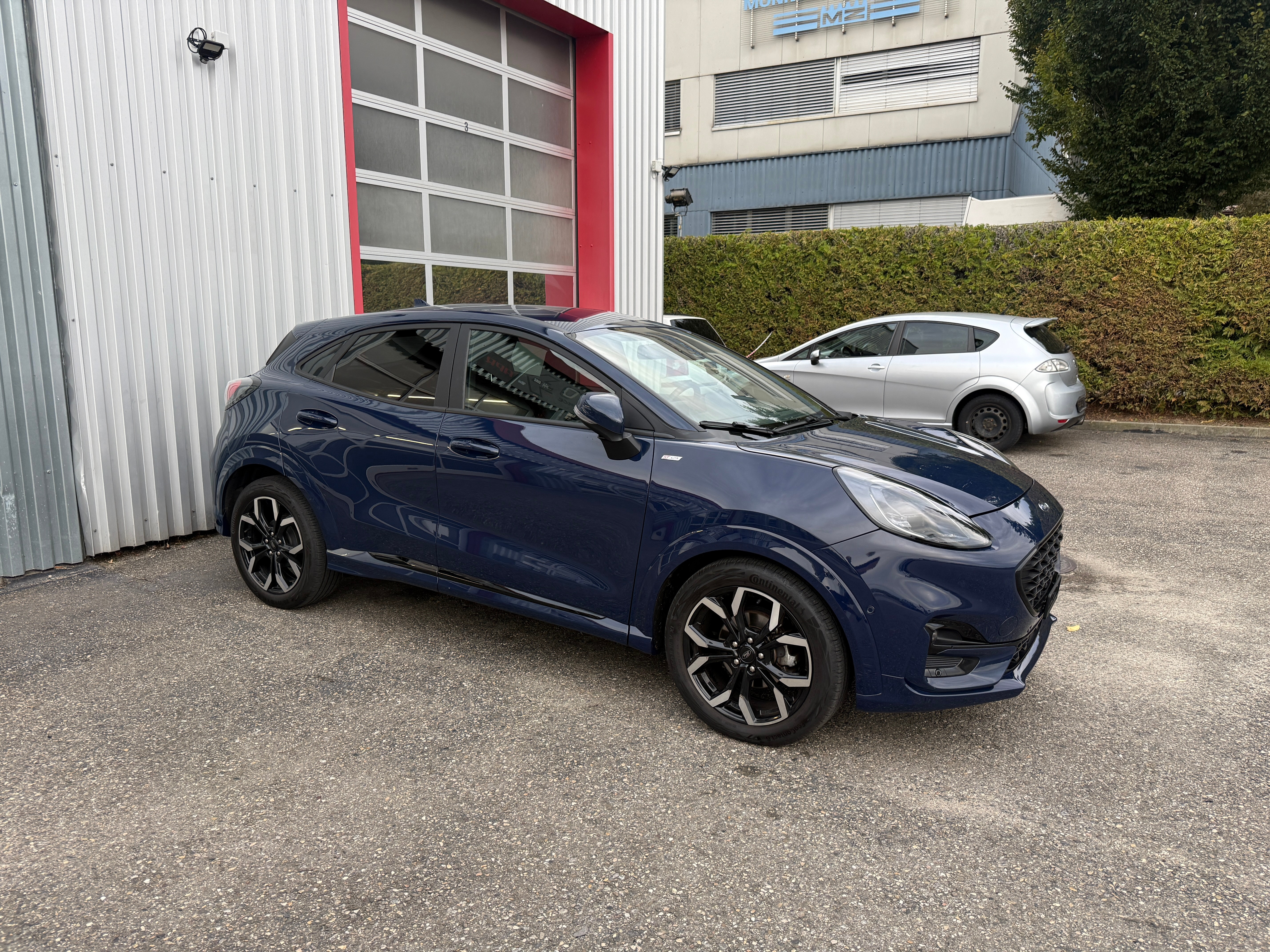 Car photo