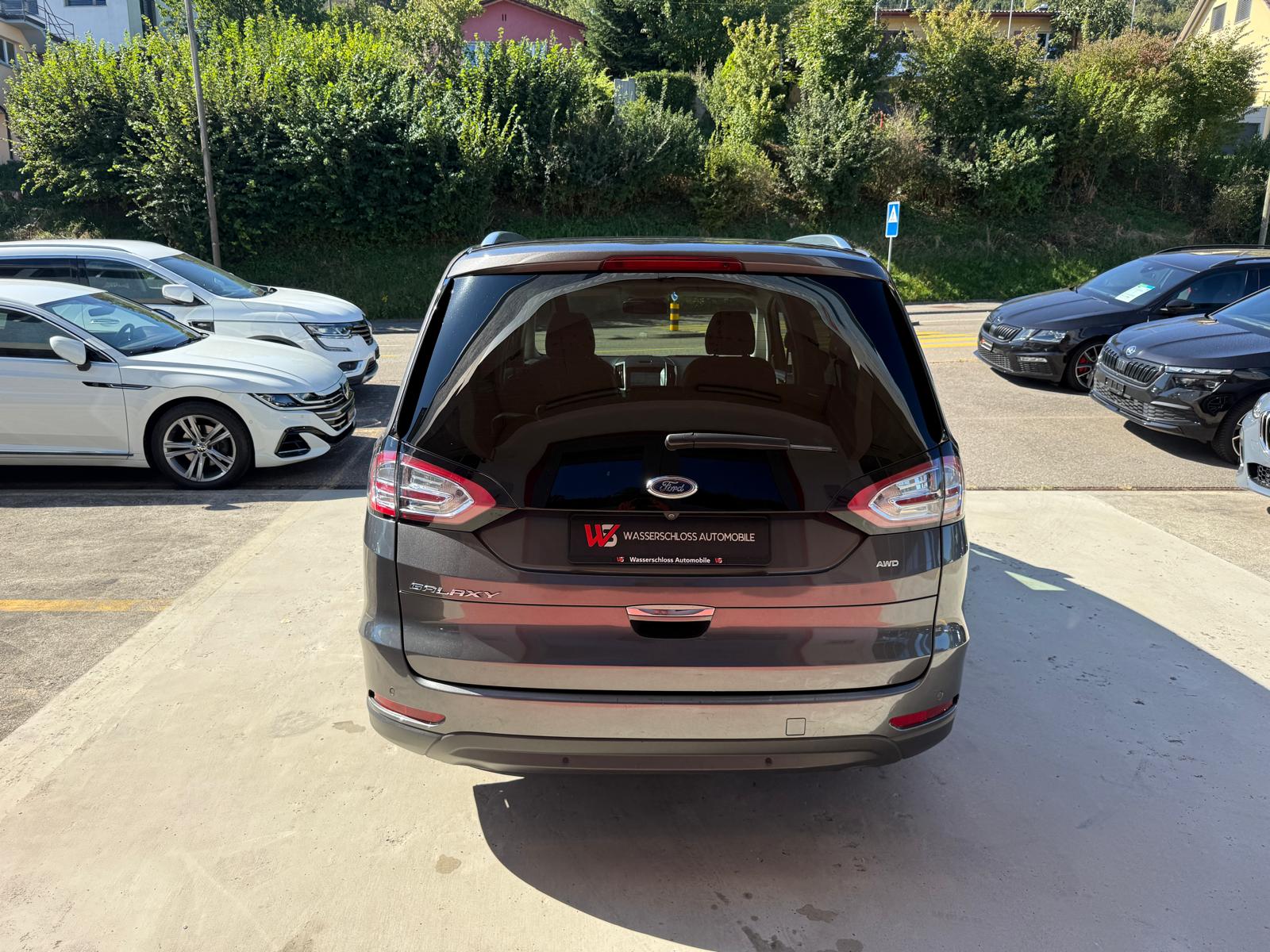 FORD Galaxy 2.0 TDCi Titanium AWD PowerShift-image-6