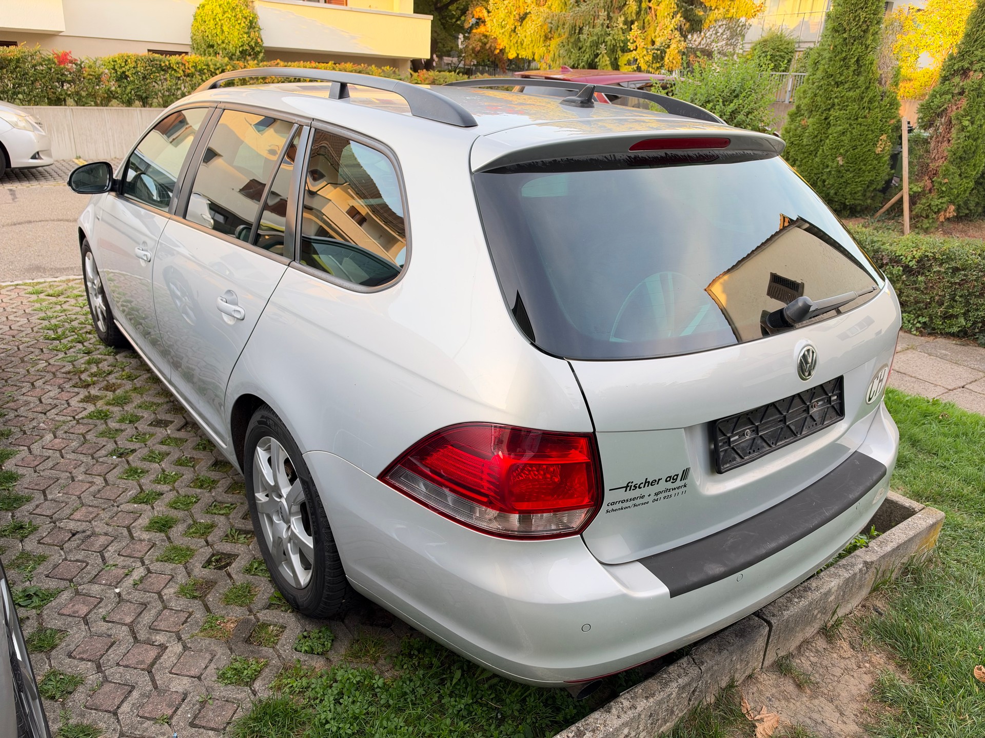 VW Golf Variant 1.6 TDI BMT MATCH DSG/** AUTOMATISCHE TDI **-image-2