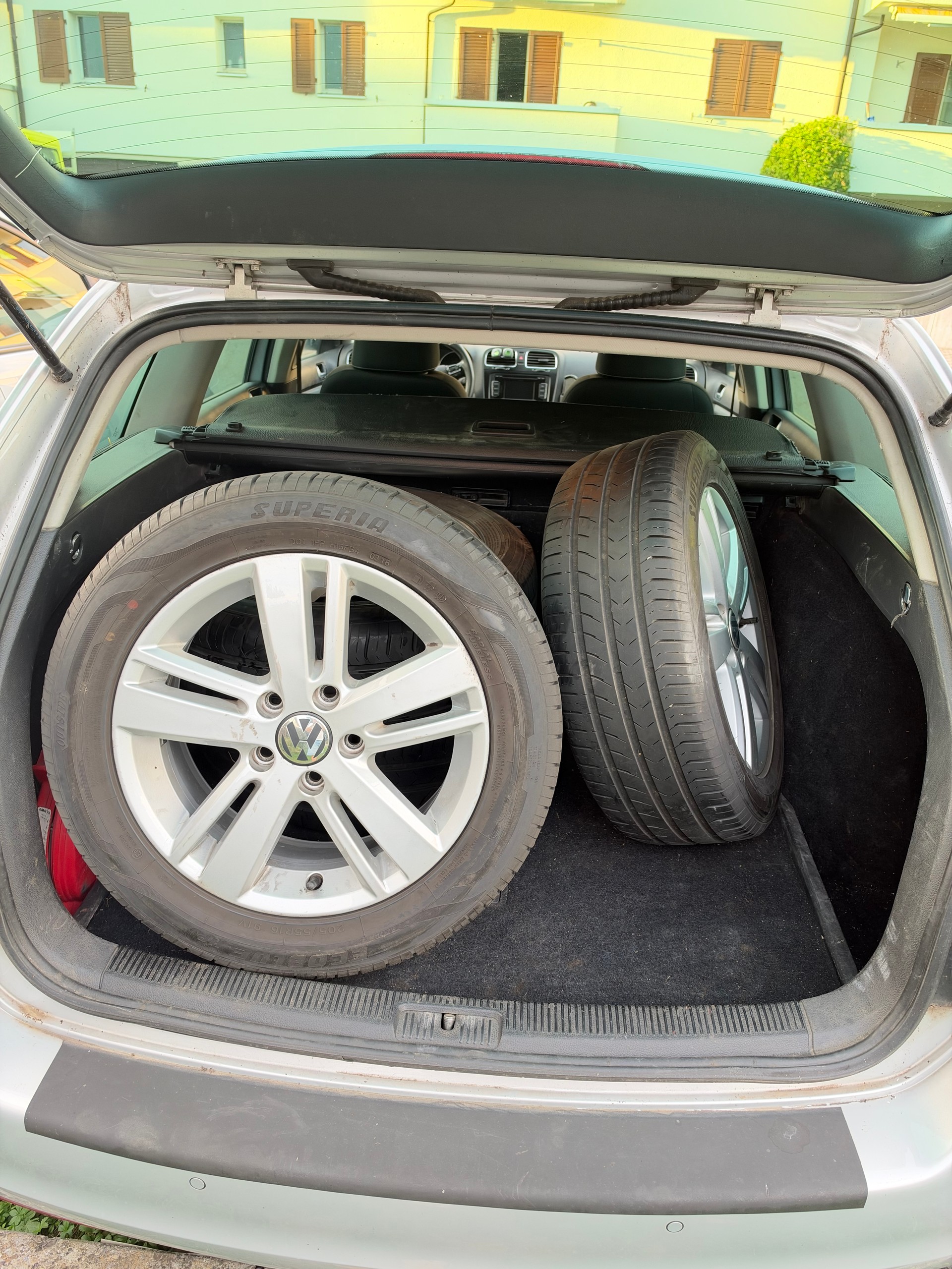 VW Golf Variant 1.6 TDI BMT MATCH DSG/** AUTOMATISCHE TDI **-image-4