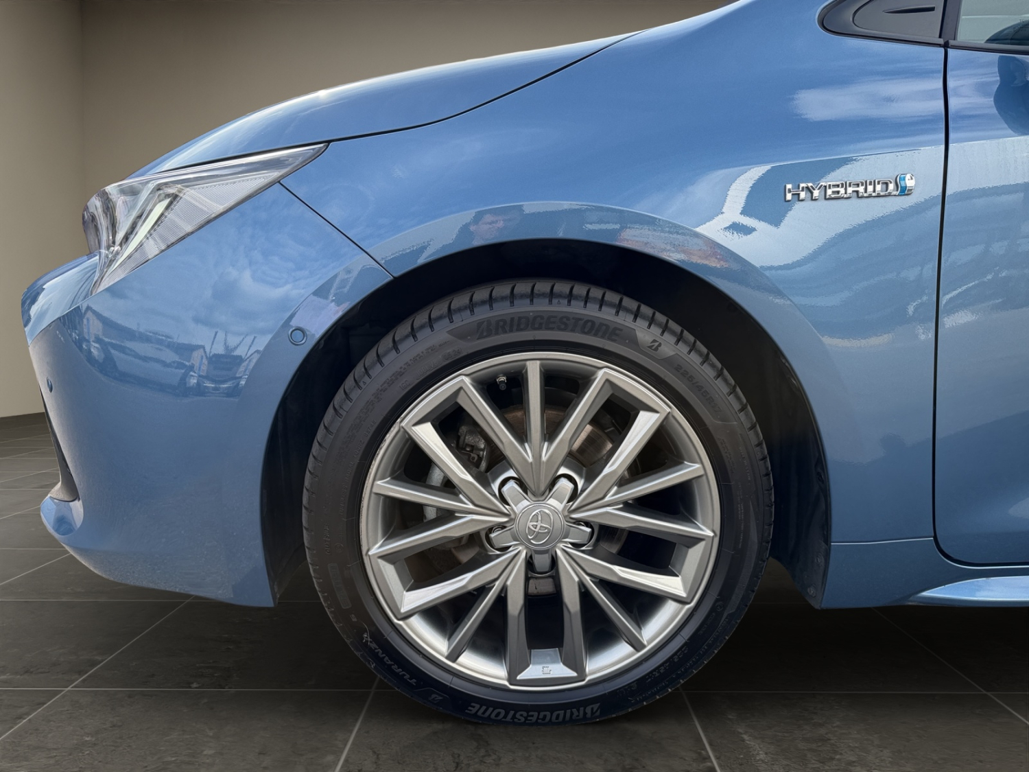 TOYOTA Corolla Touring Sports 1.8 HSD Trend-image-21