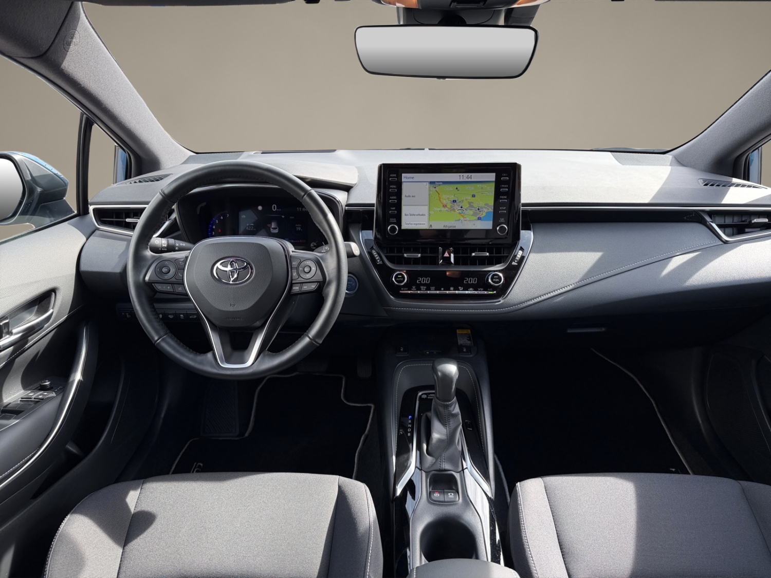 TOYOTA Corolla Touring Sports 1.8 HSD Trend-image-13