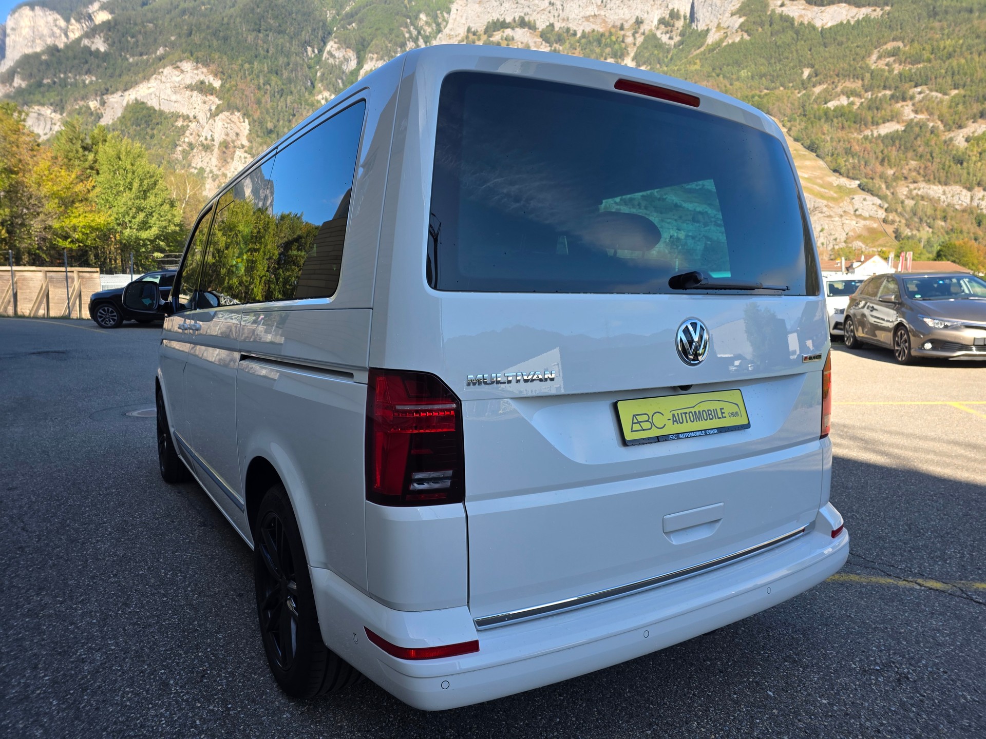 VW T6.1 Multivan 2.0 Bi-TDI Highline Liberty 4Mot. DSG-image-13