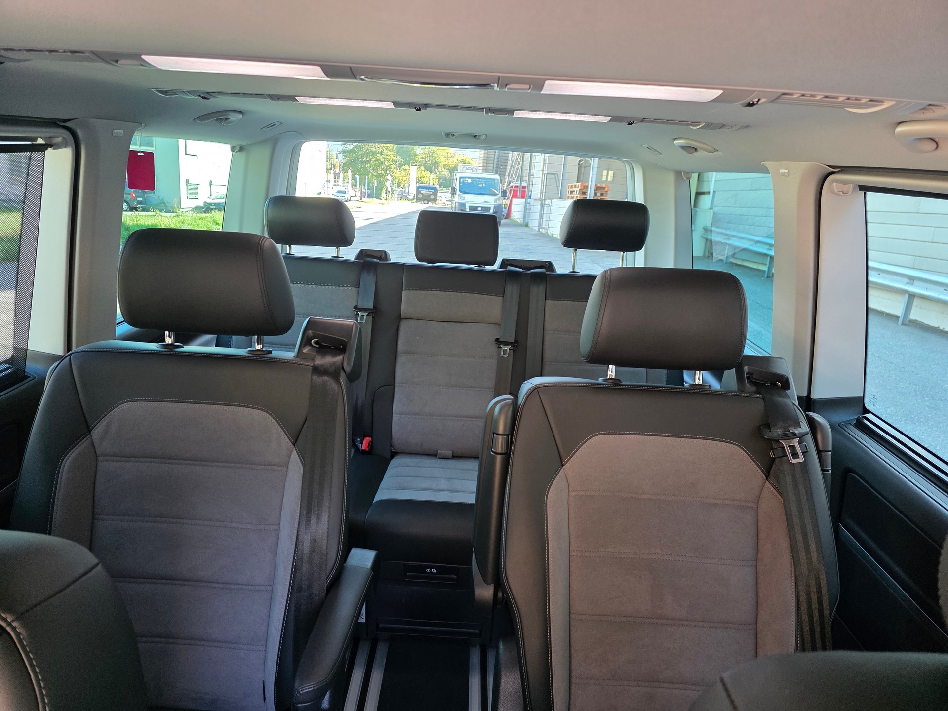 VW T6.1 Multivan 2.0 Bi-TDI Highline Liberty 4Mot. DSG-image-20