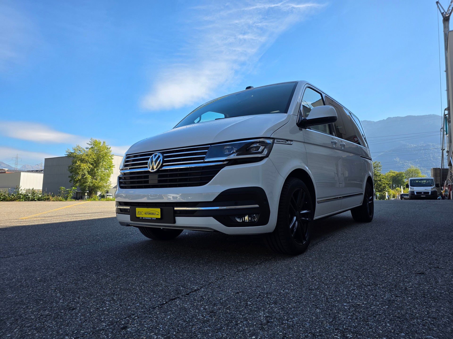 VW T6.1 Multivan 2.0 Bi-TDI Highline Liberty 4Mot. DSG-image-3