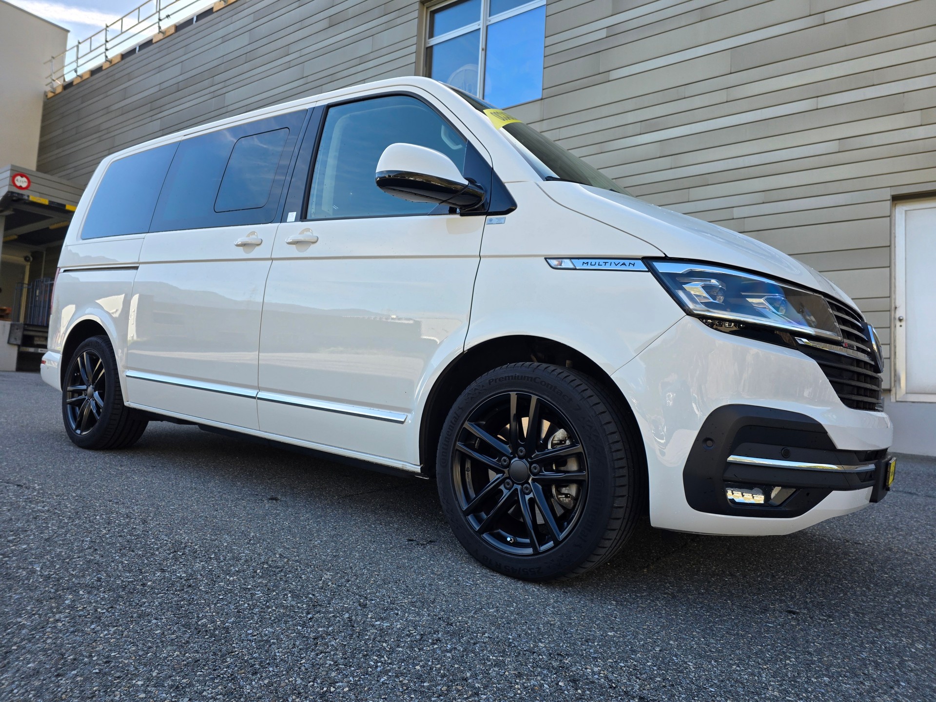 VW T6.1 Multivan 2.0 Bi-TDI Highline Liberty 4Mot. DSG-image-8