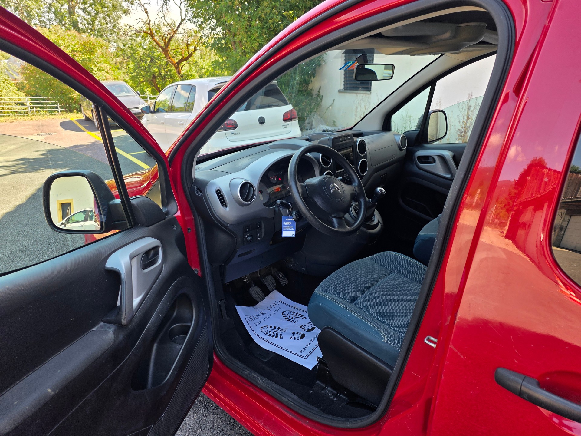 CITROEN Berlingo 1.6 BlueHDi Feel-image-11