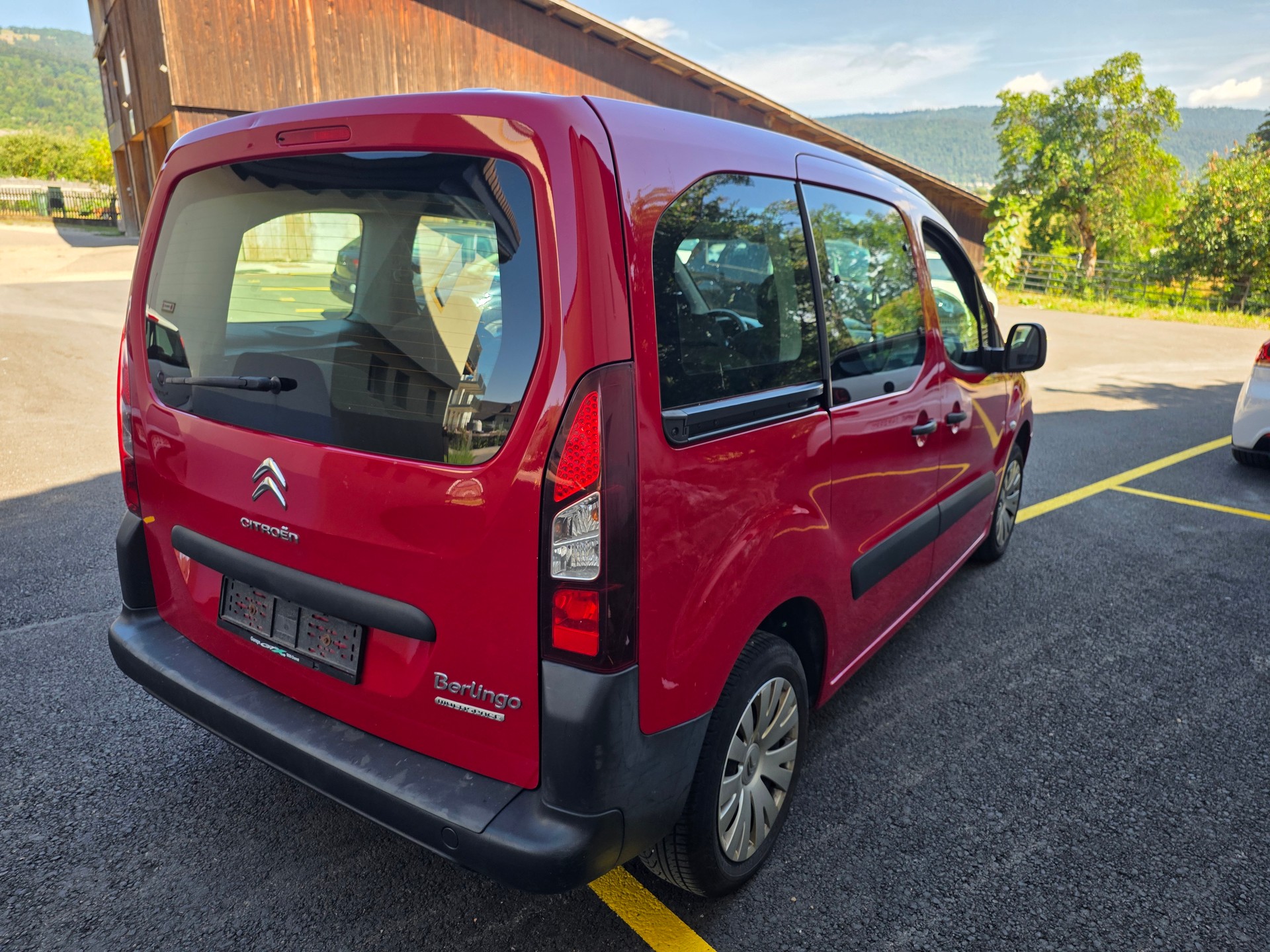 CITROEN Berlingo 1.6 BlueHDi Feel-image-2