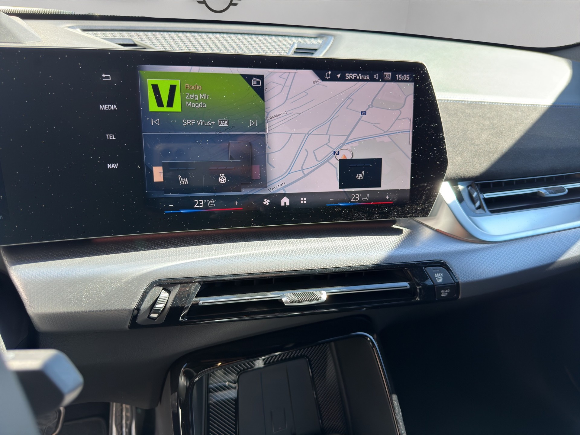 BMW iX2 eDrive 20 M Sport Pro-image-15