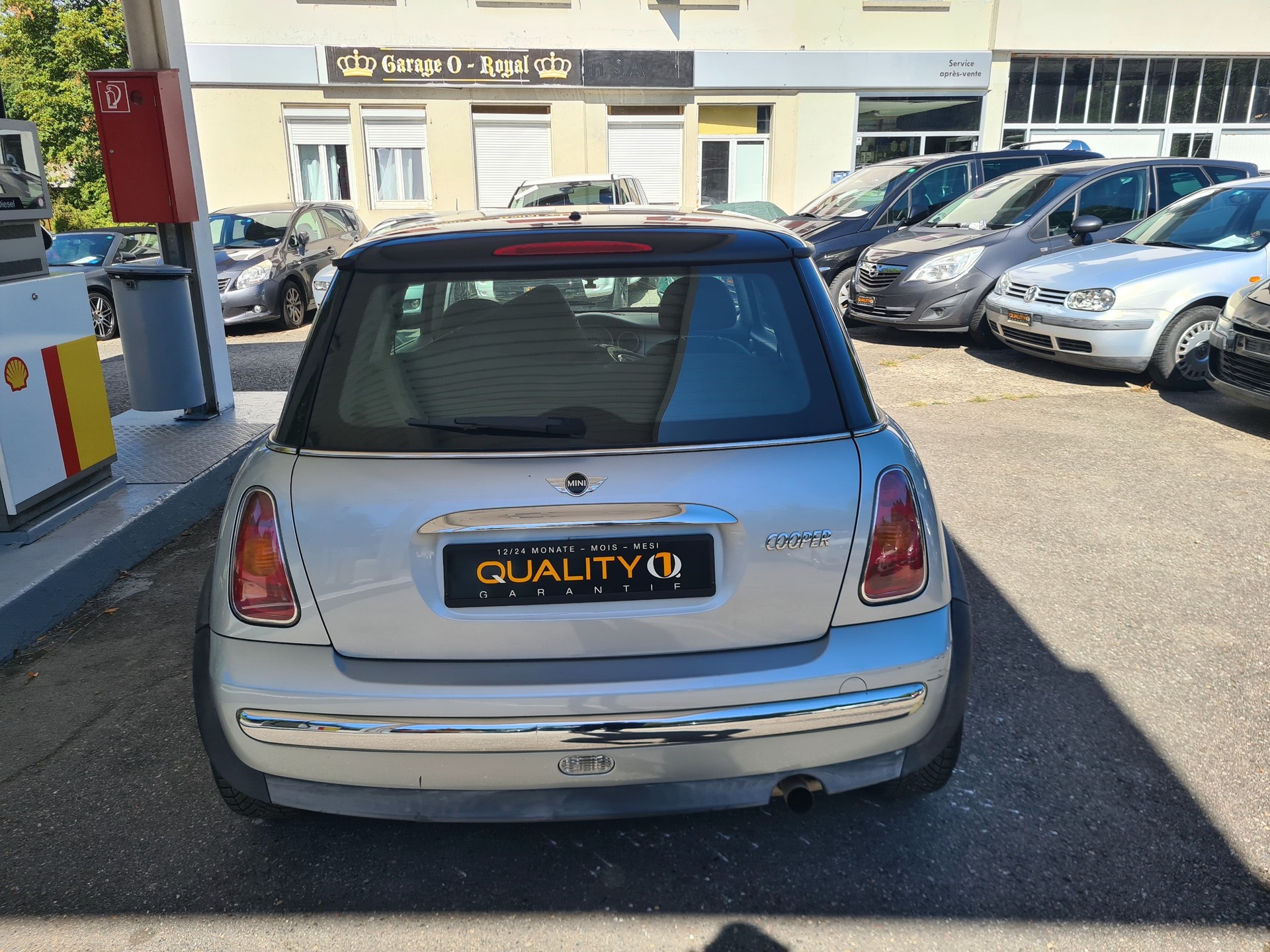 MINI Cooper-image-9