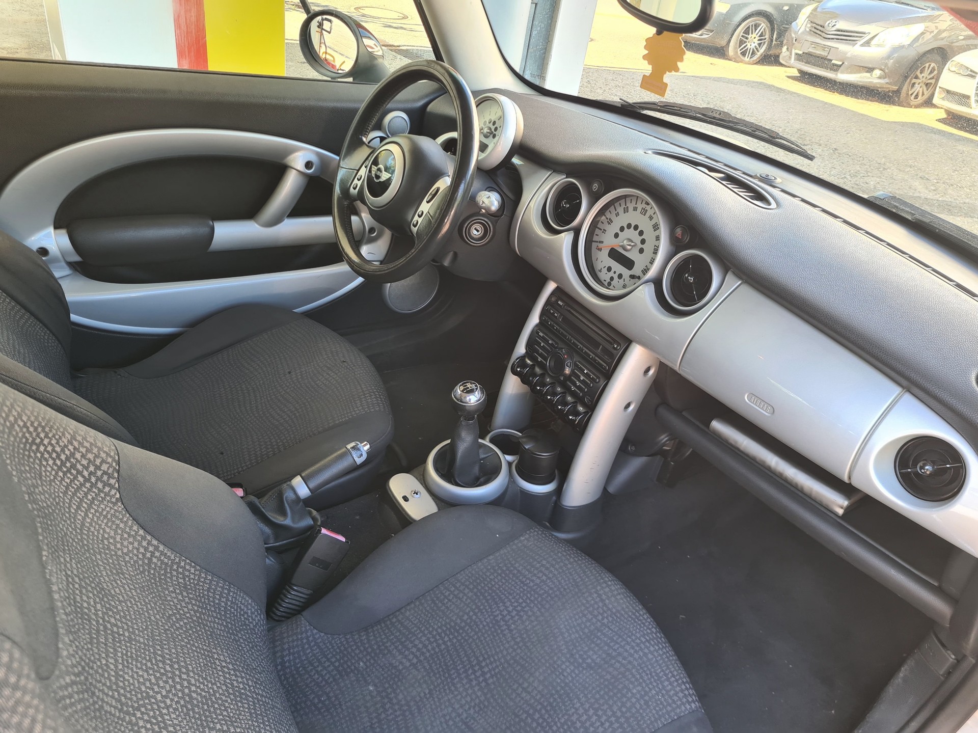 MINI Cooper-image-11