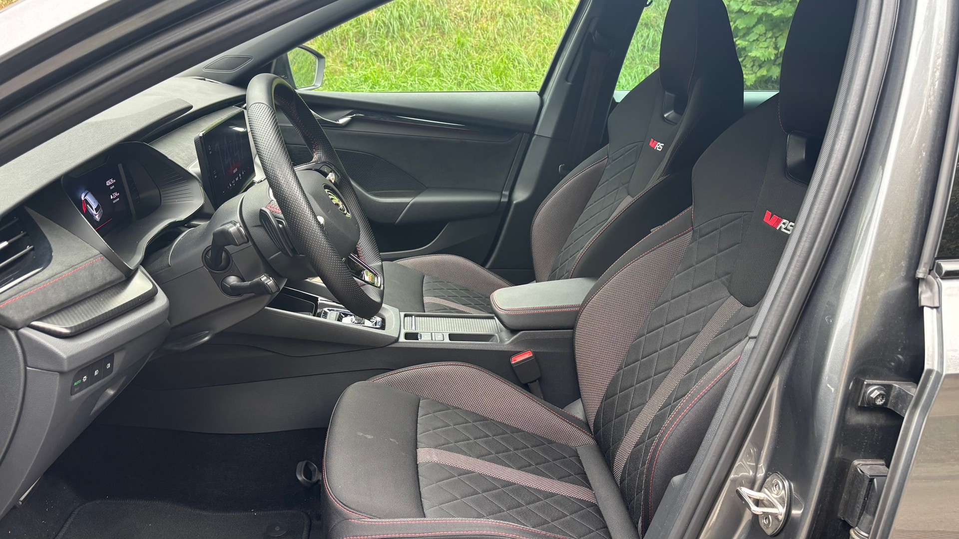 SKODA 2.0 TSI RS DSG-image-4