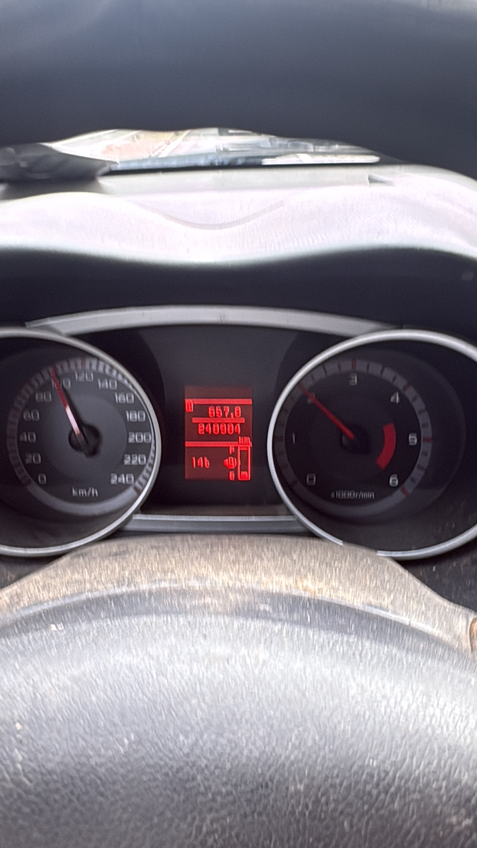 MITSUBISHI Outlander 2.0 DID Invite 4WD-image-8