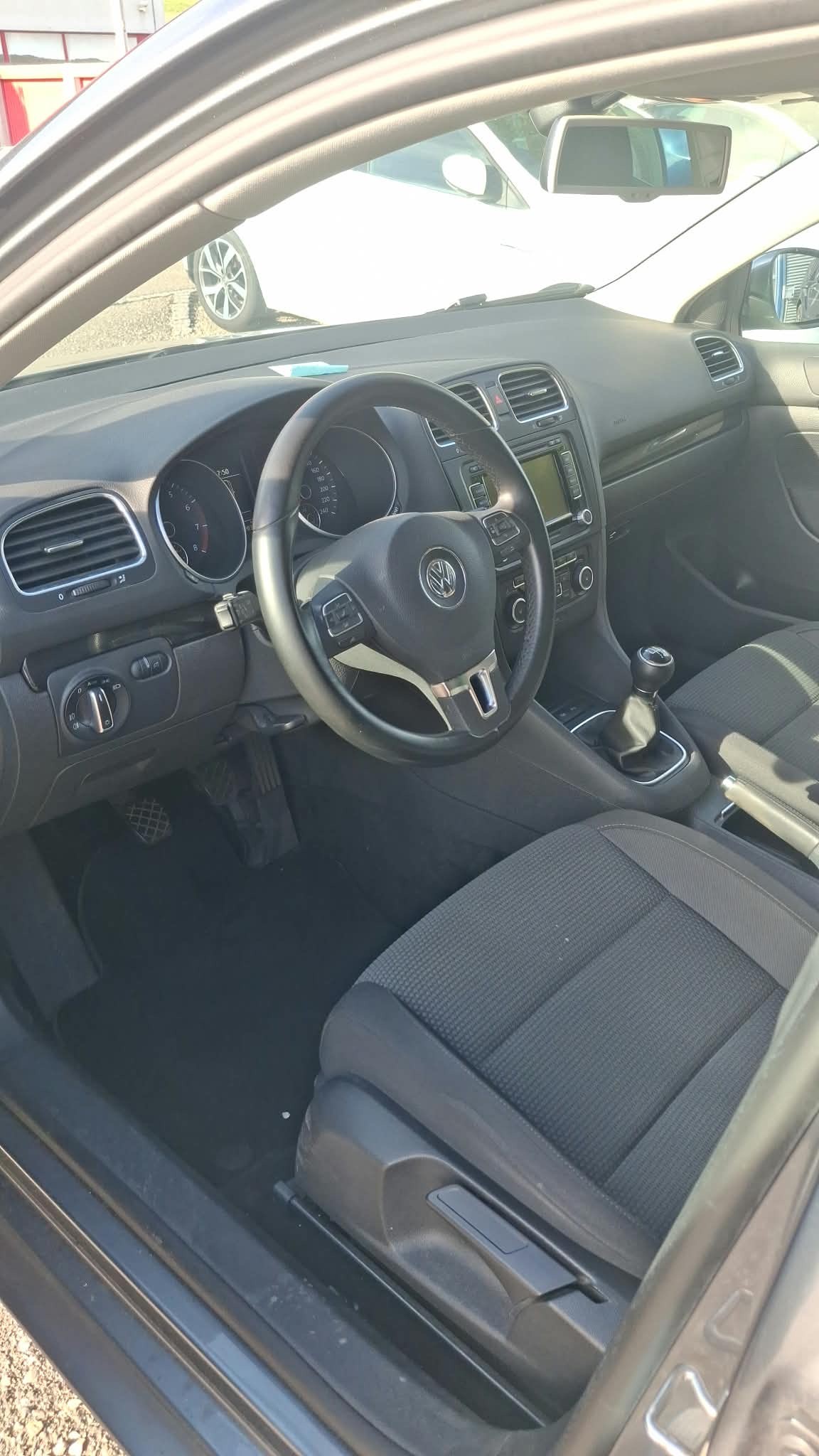 VW Golf Variant 1.4 TSI Team-image-11
