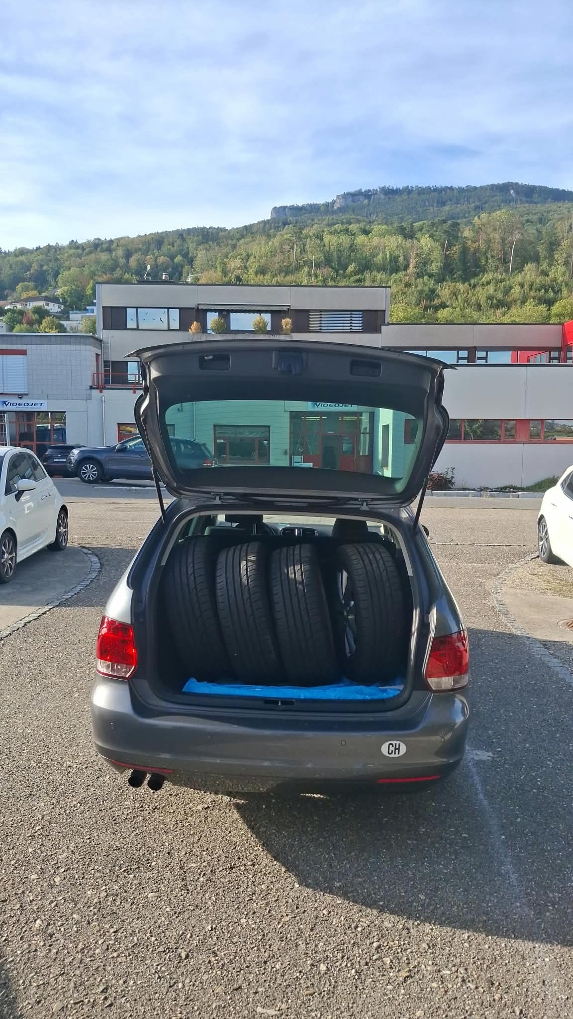 VW Golf Variant 1.4 TSI Team-image-6