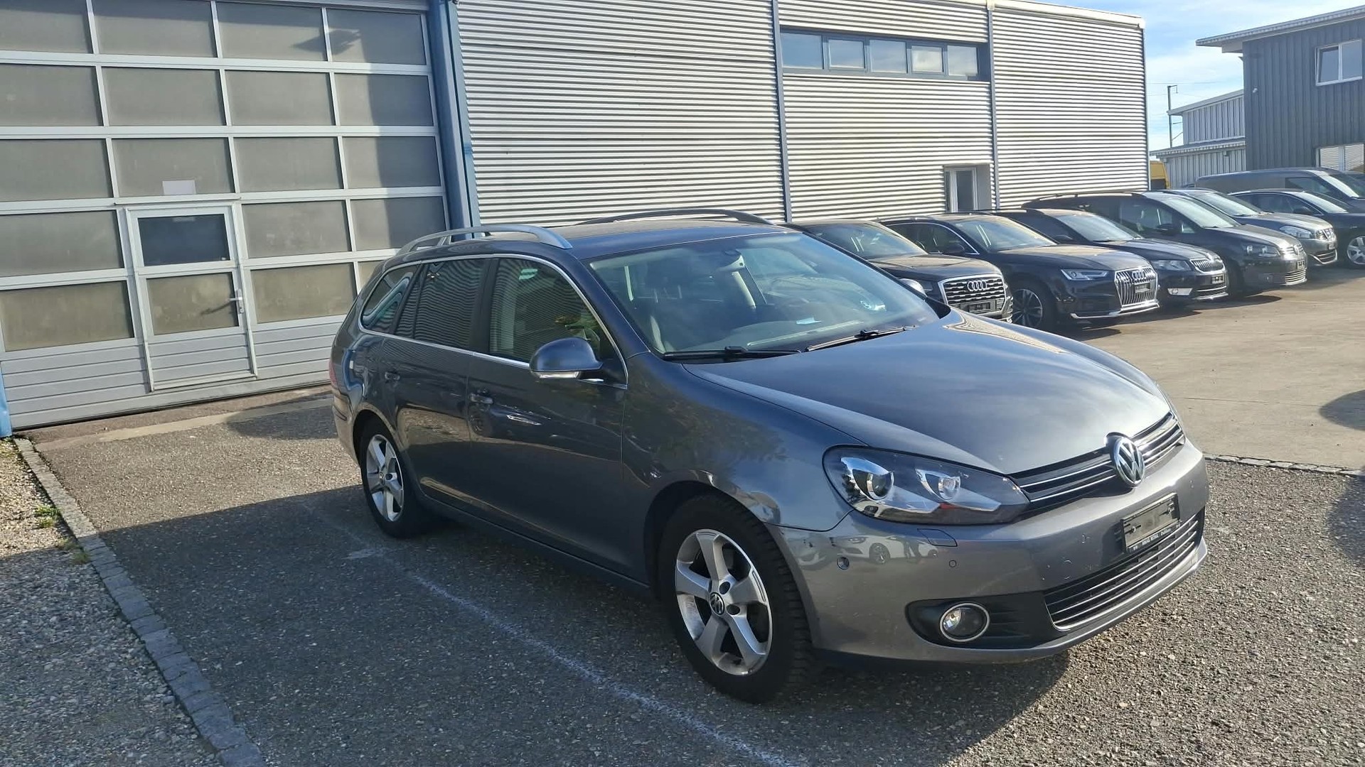 VW Golf Variant 1.4 TSI Team-image-4