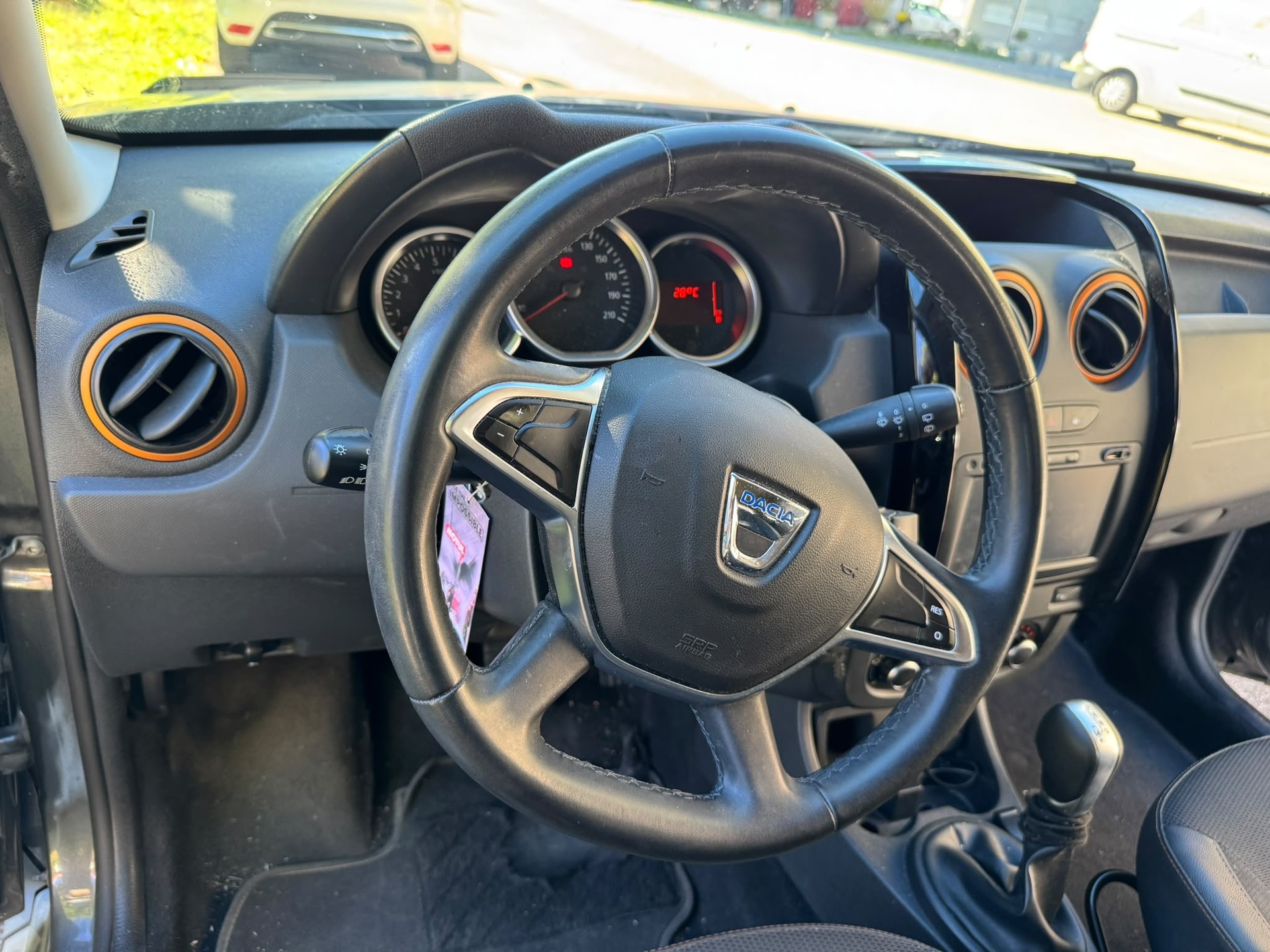 DACIA Duster 1.5 dCi Privilége 4x2 EDC-image-8