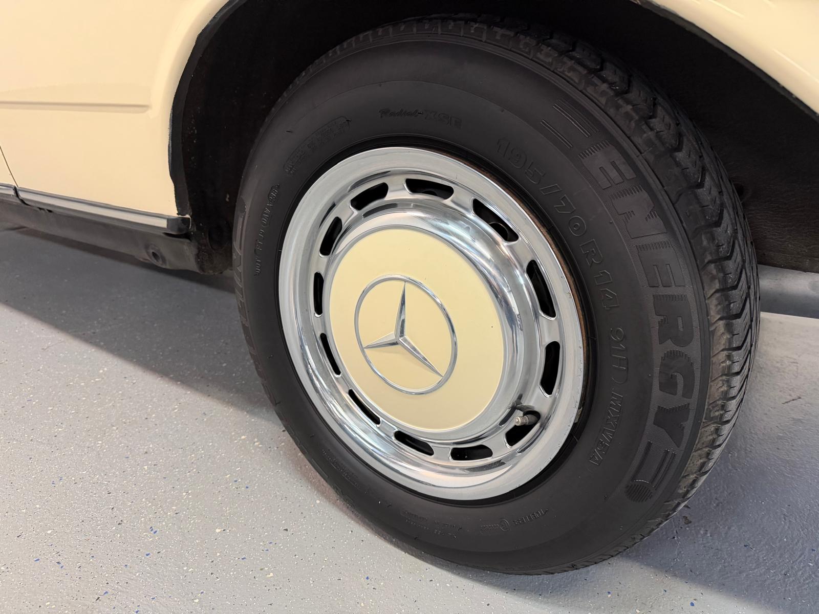 MERCEDES-BENZ 230 C-image-18