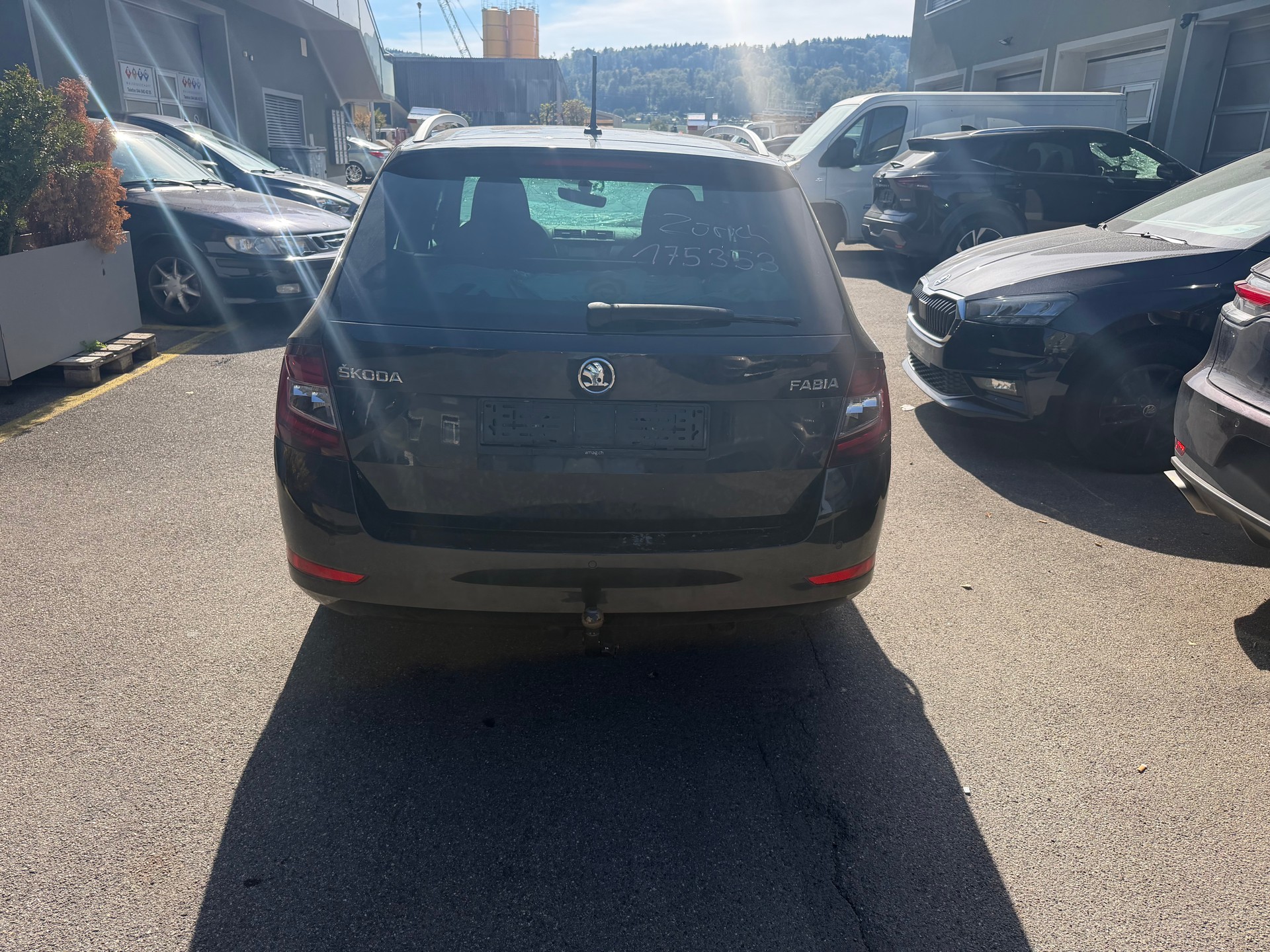 SKODA Fabia Combi 1.0 TSI Soleil DSG-image-4