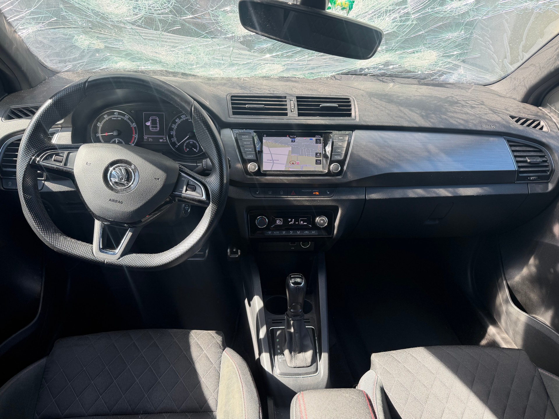 SKODA Fabia Combi 1.0 TSI Soleil DSG-image-8