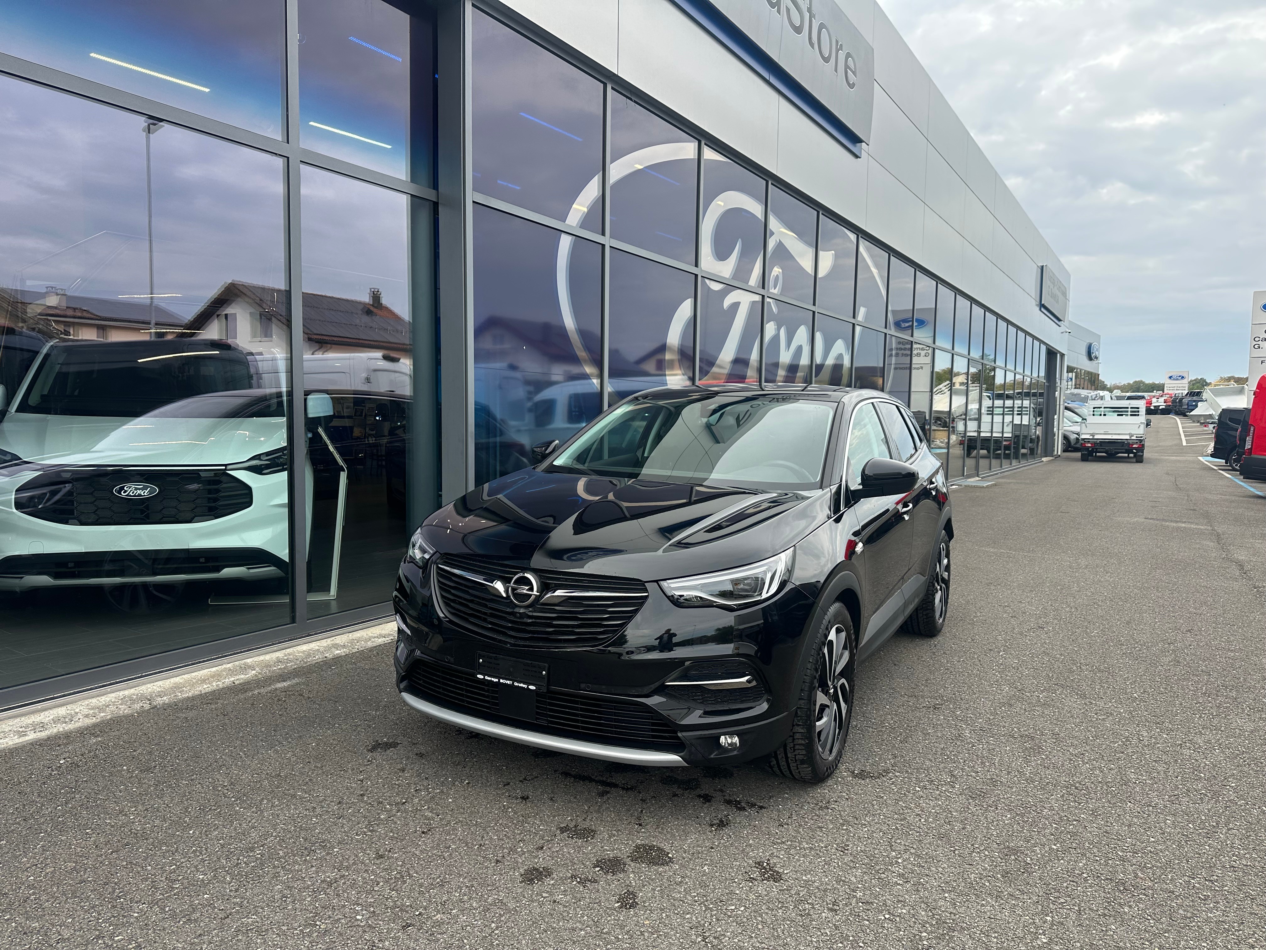Car photo