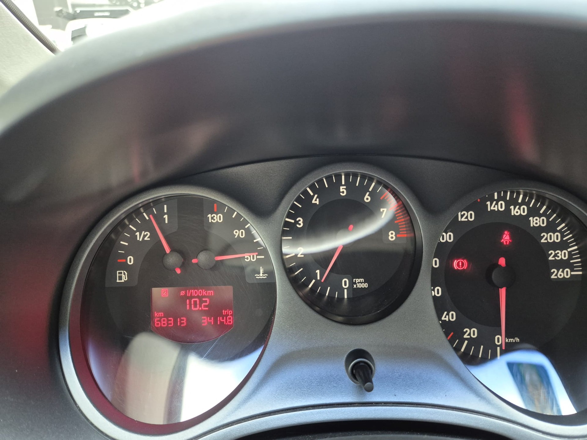SEAT Leon 2.0 FSI T Radical-image-6
