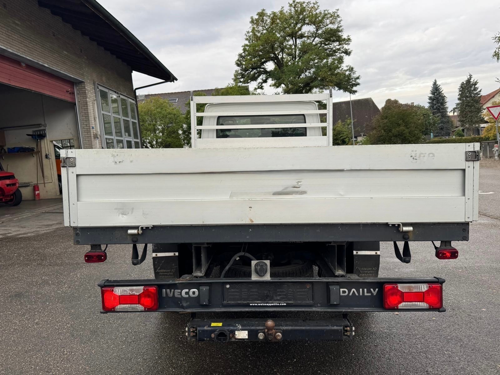 IVECO 35 S 16-image-5
