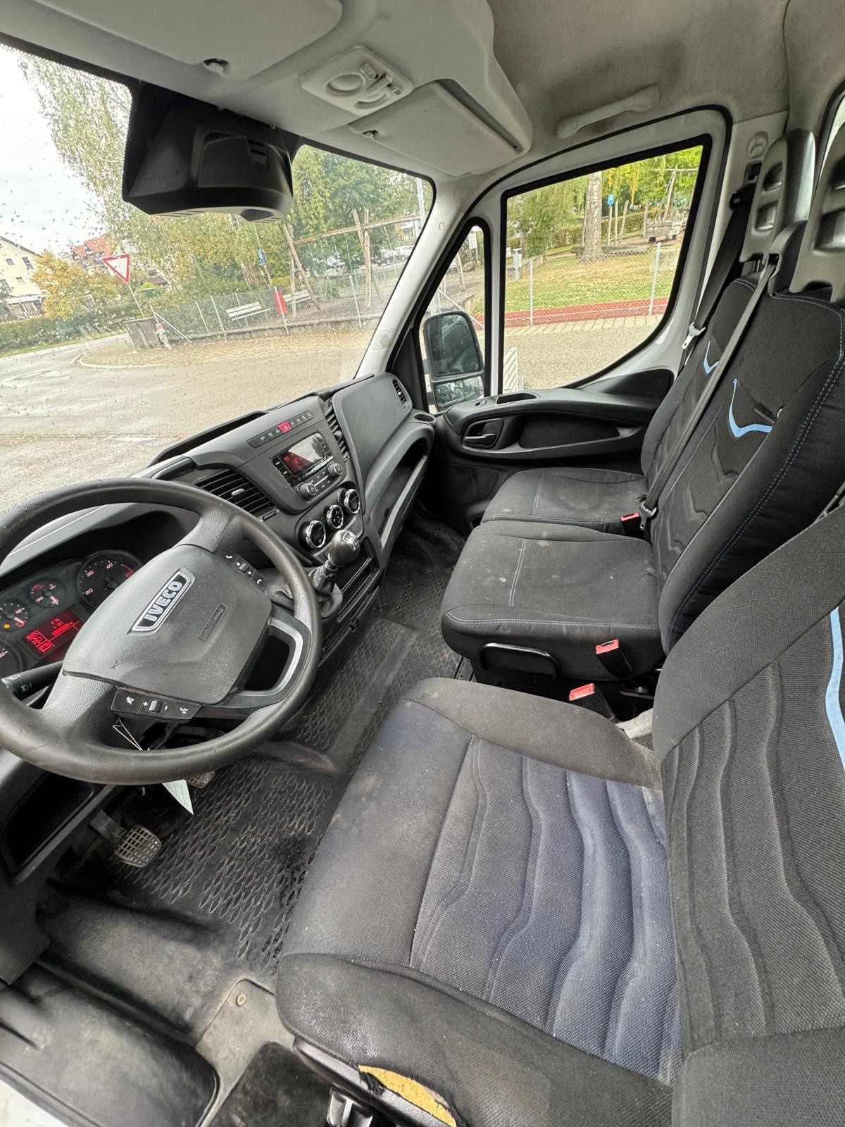 IVECO 35 S 16-image-9