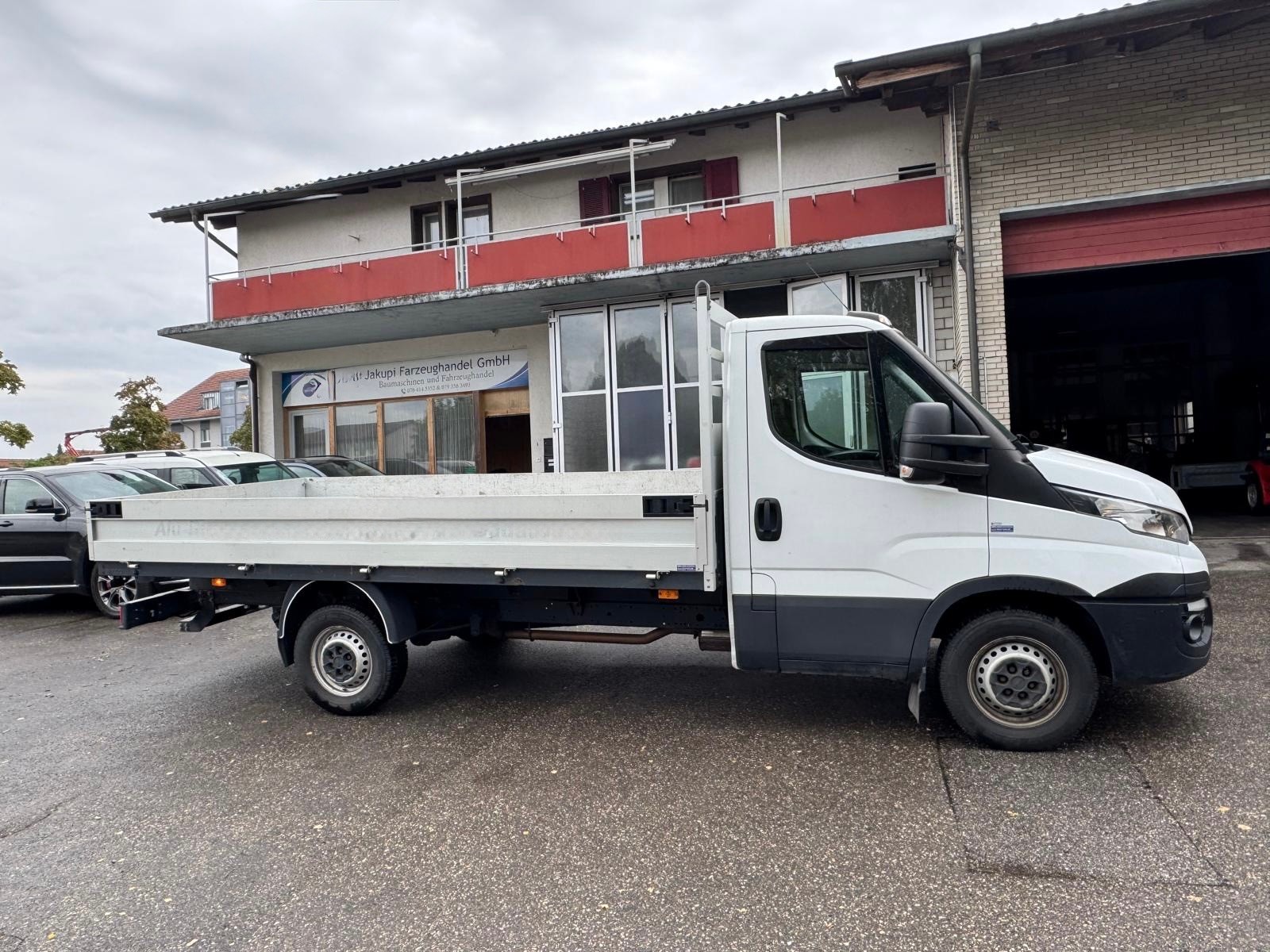 IVECO 35 S 16-image-3