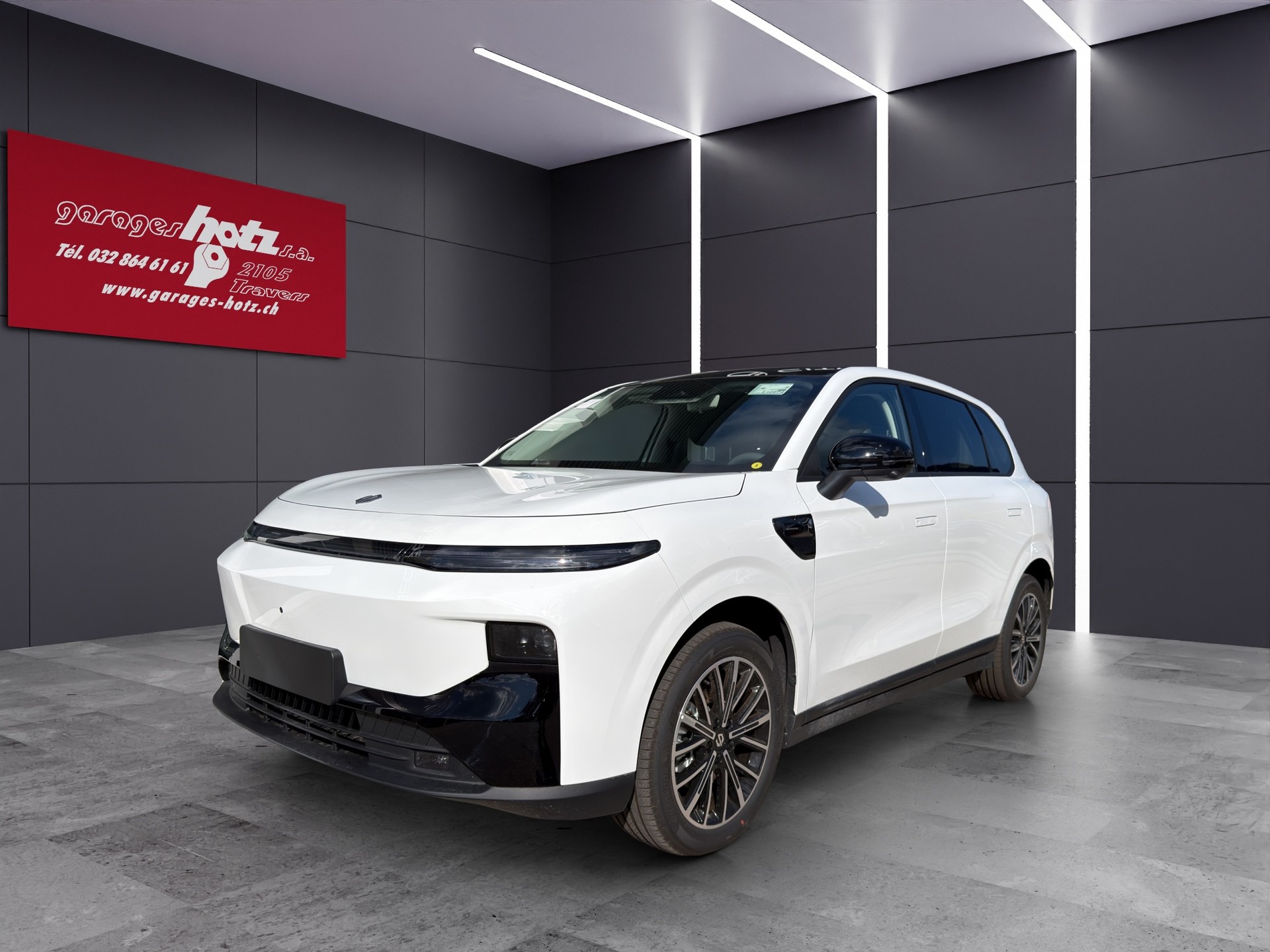 LEAPMOTOR B10 Design-showroom-element-1