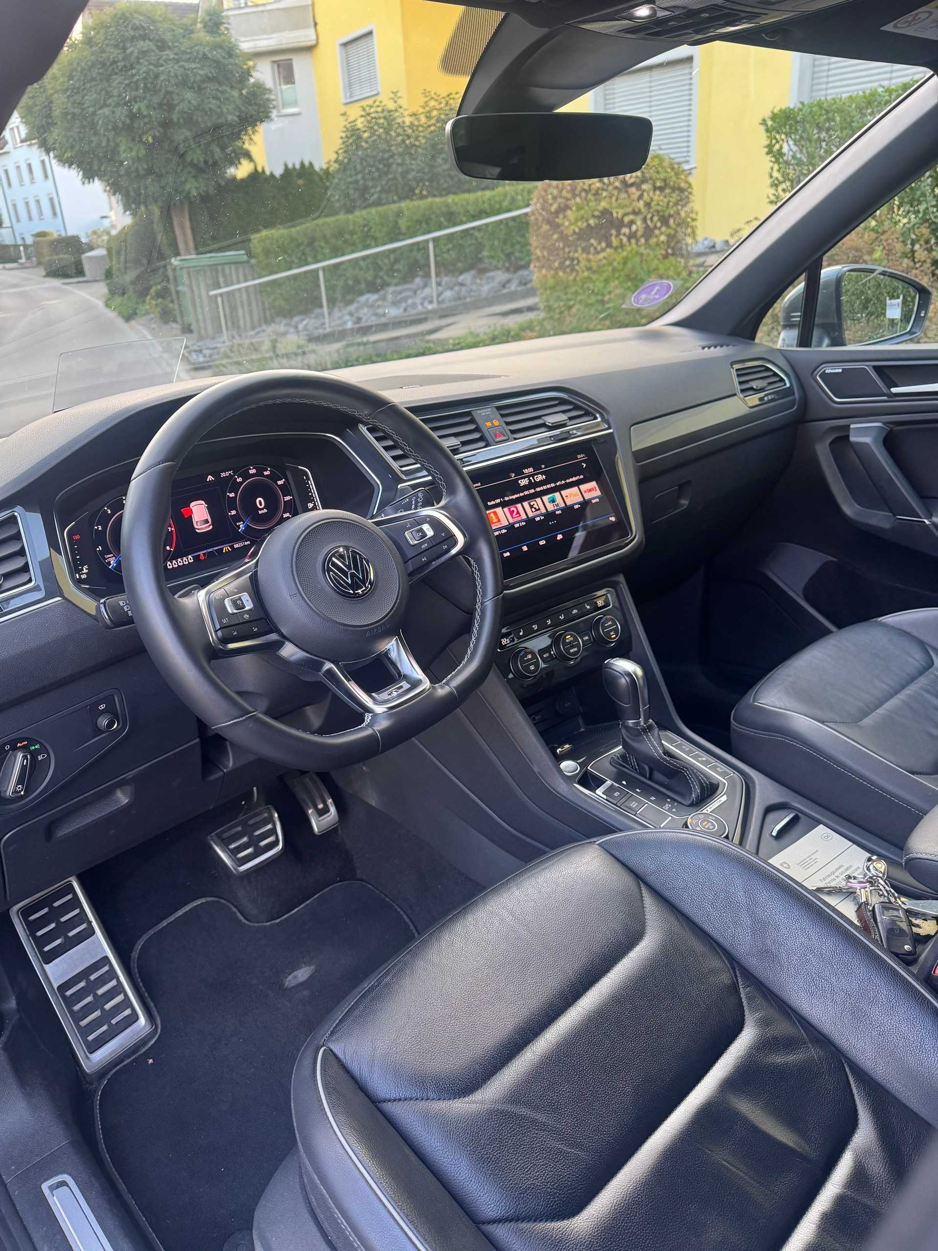 VW 2.0 TSI Highline DSG R-Line 4-Motion Allspace / 7-Plätzer-image-2