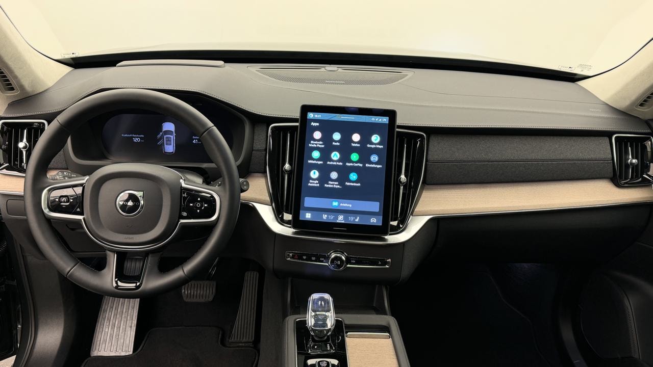 VOLVO XC90 T8 AWD PluginHybrid Ultra Dark Geartronic-image-5