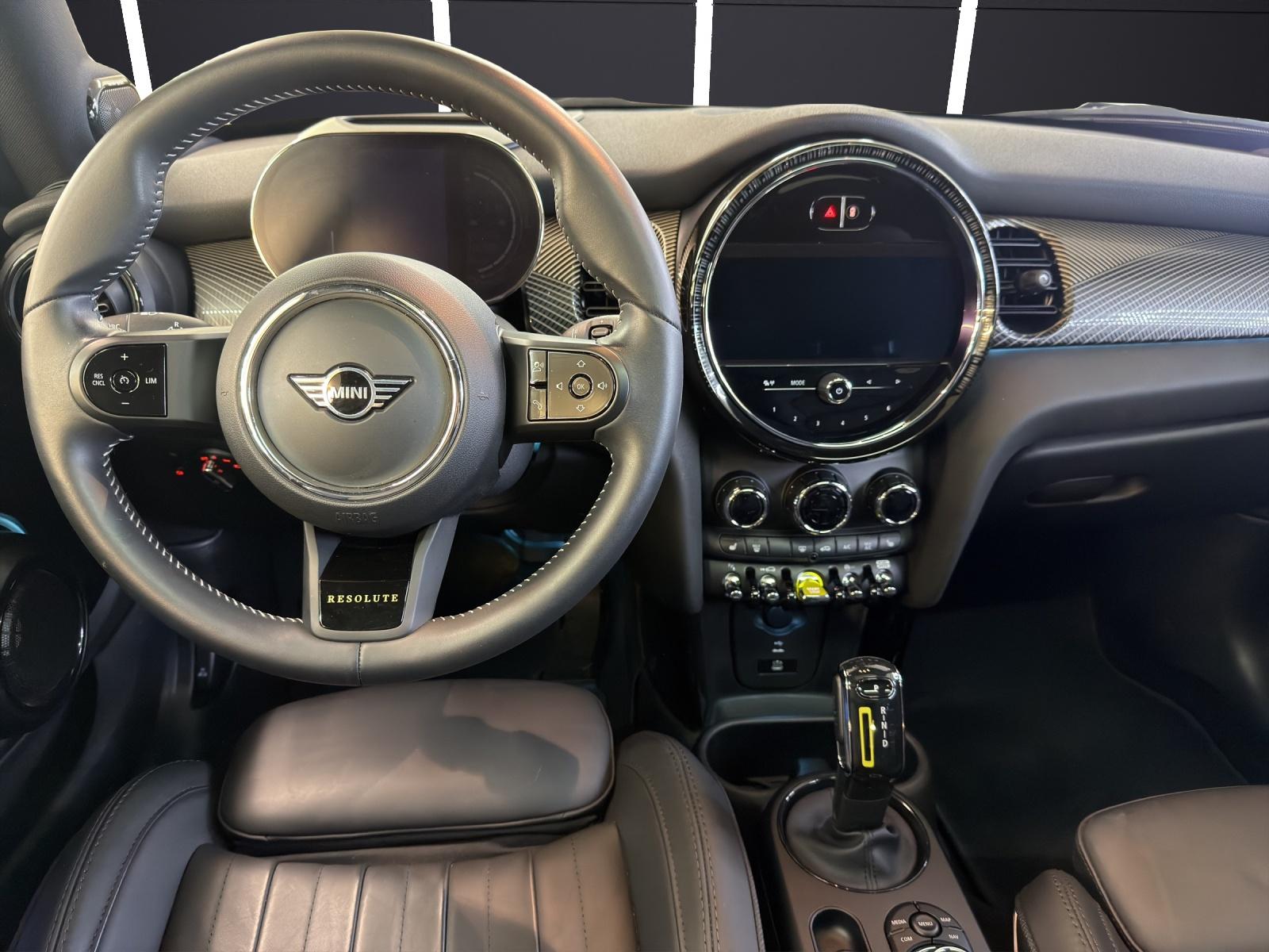 MINI F56 Cooper SE-image-17